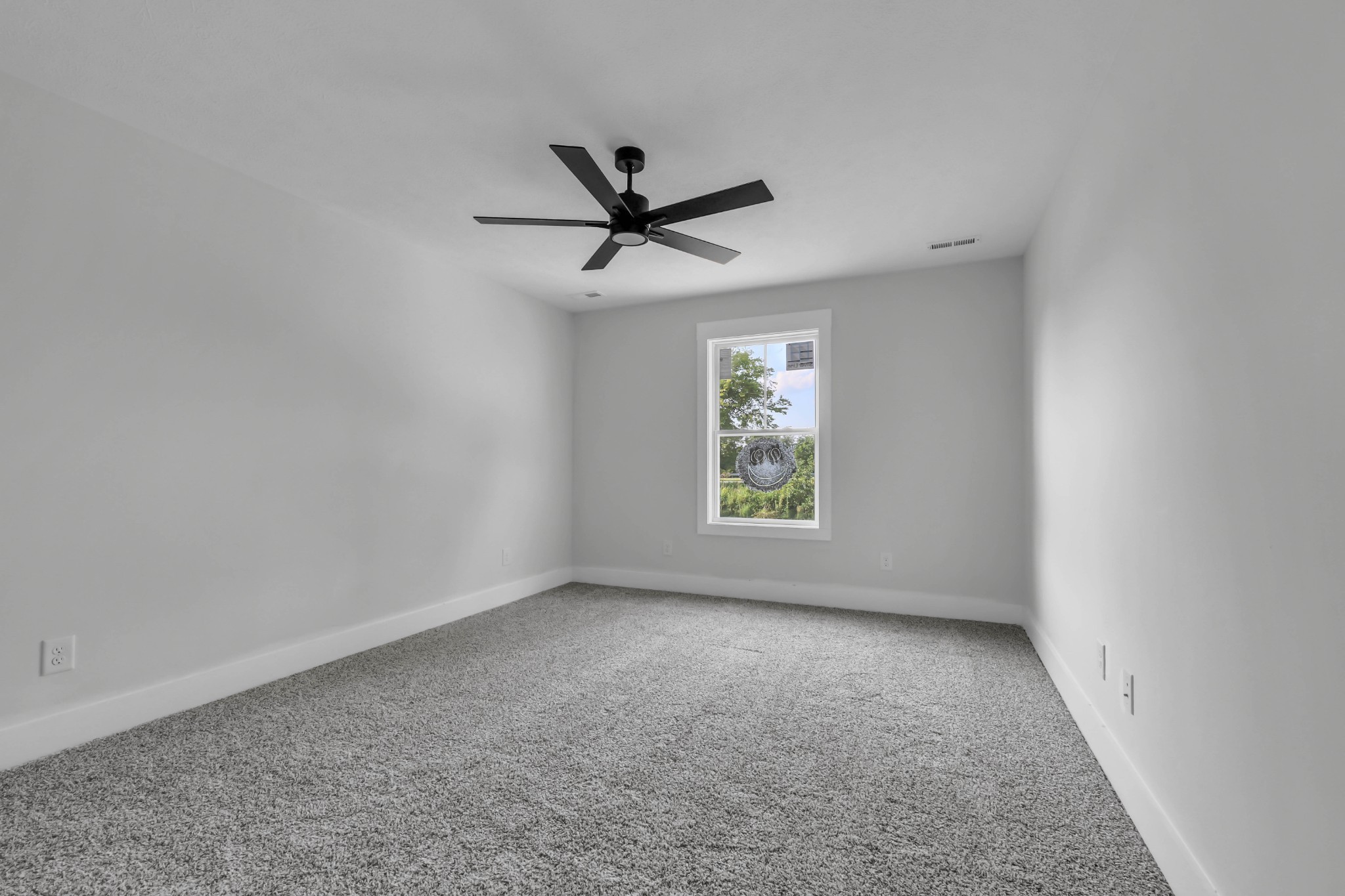 345 Wesson Dr Property Photo 6