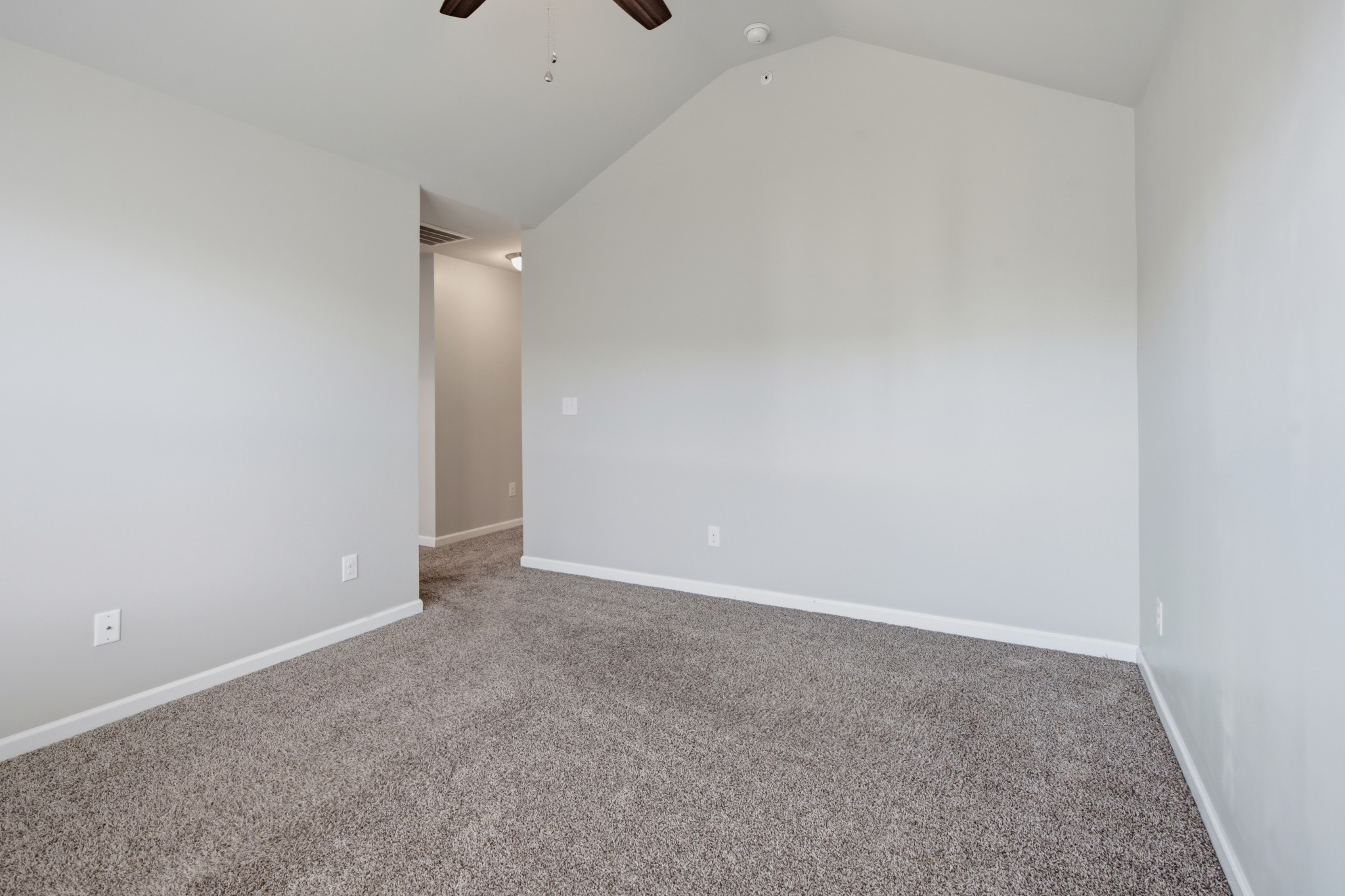312 Manor Row Property Photo 11