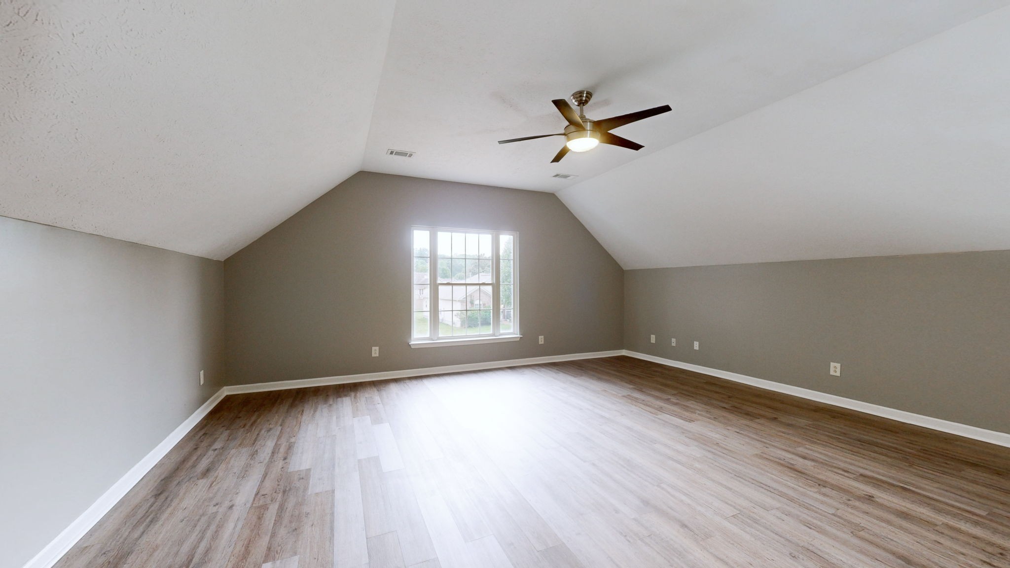 609 Casey Pl Property Photo 24