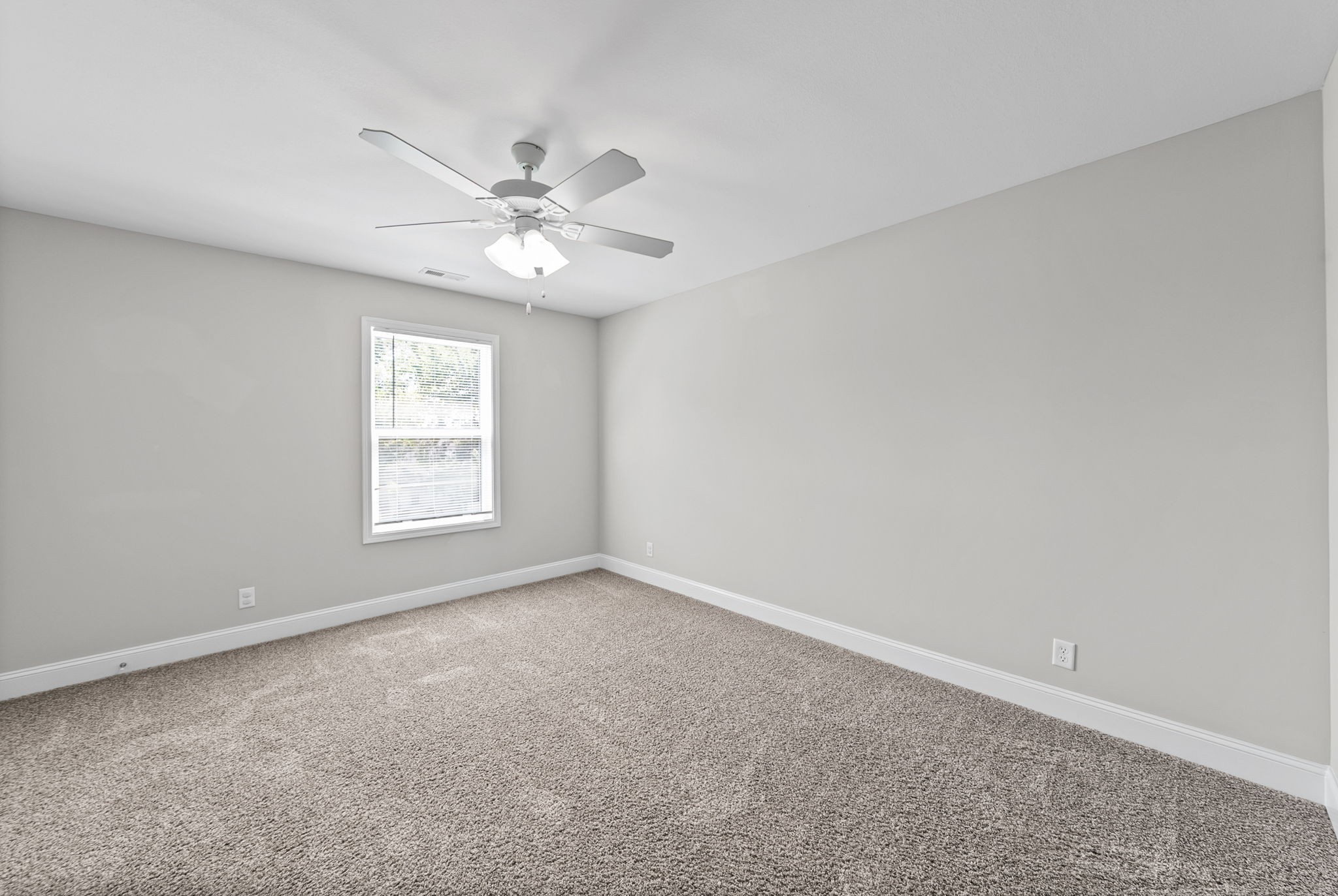 210 King Rd Property Photo 17