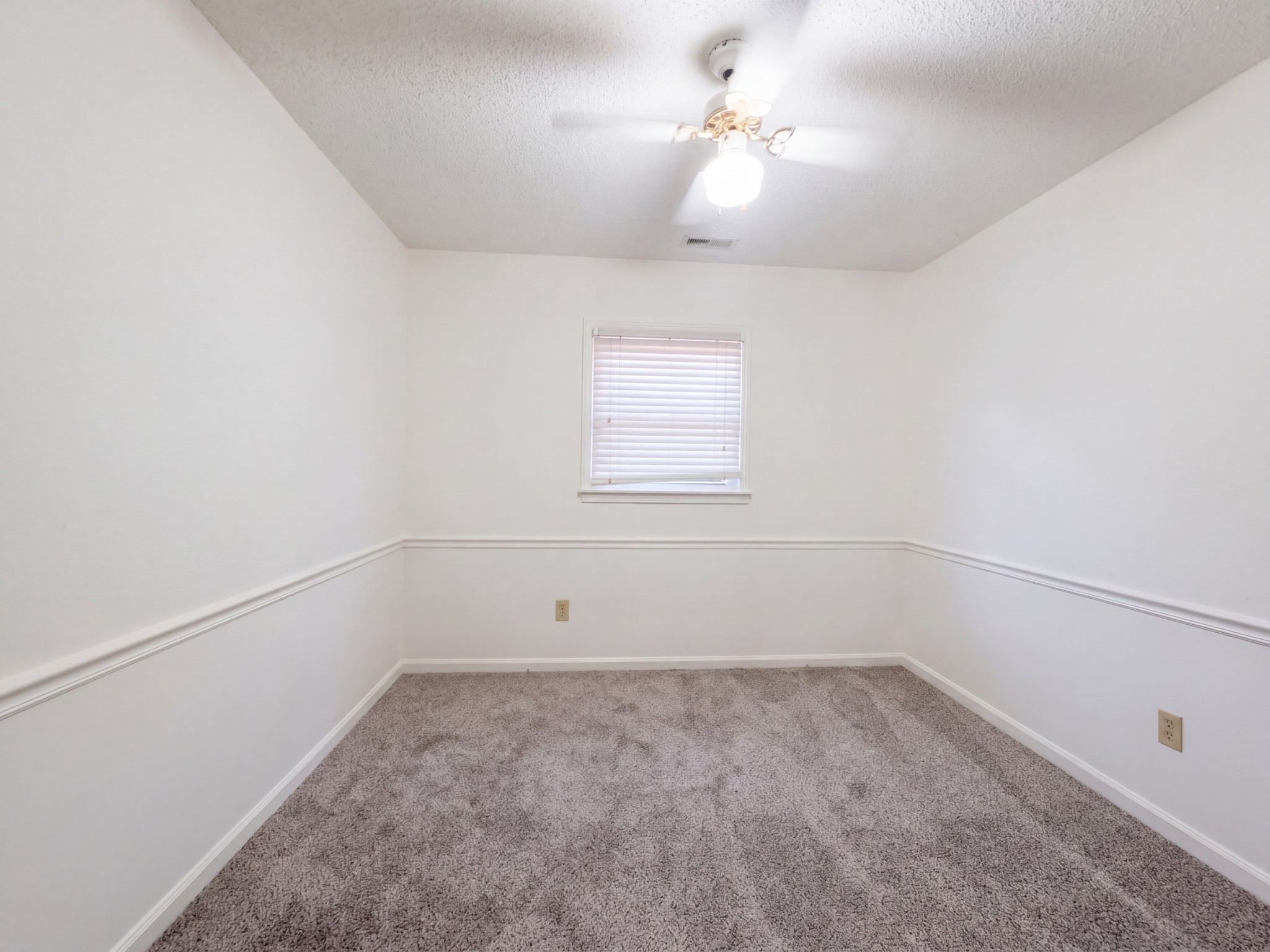 313 Michael Dr Property Photo 12