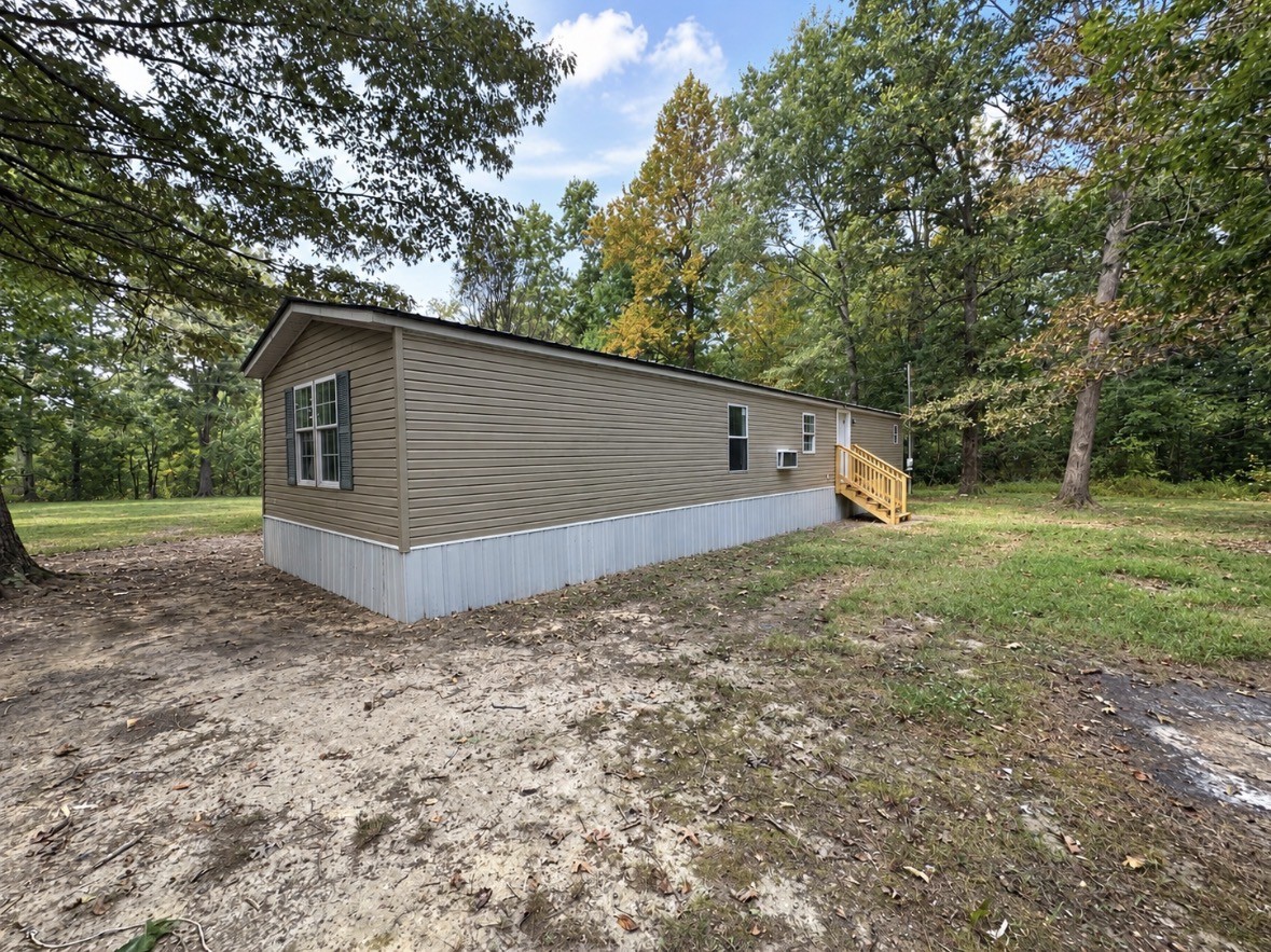 212 Poplar Dr Property Photo 7
