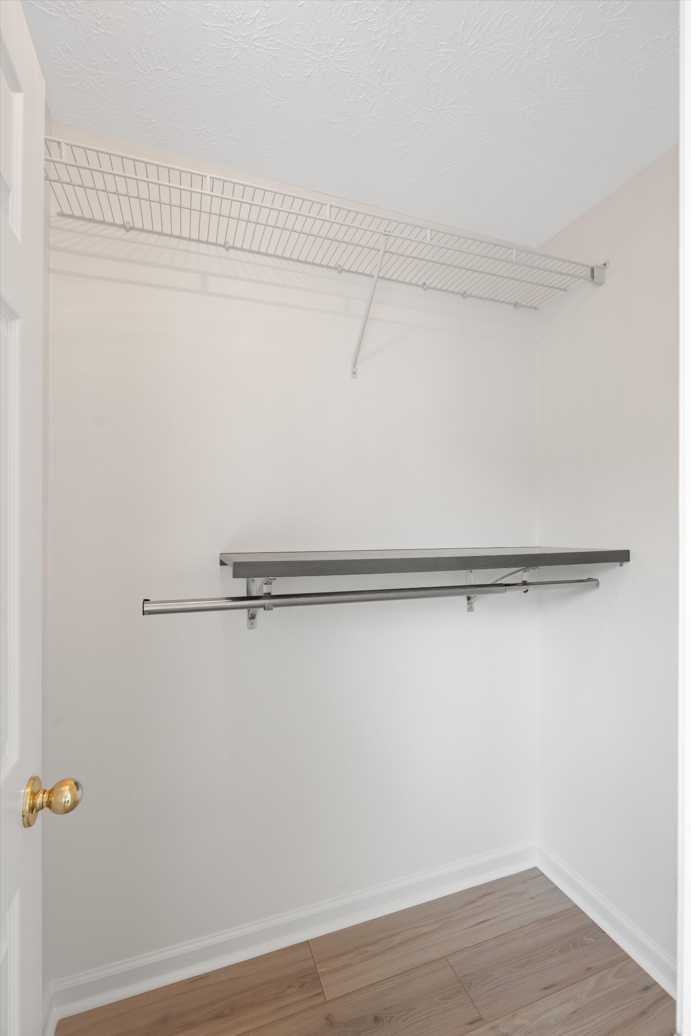 450 Flintlock Ct Property Photo 28