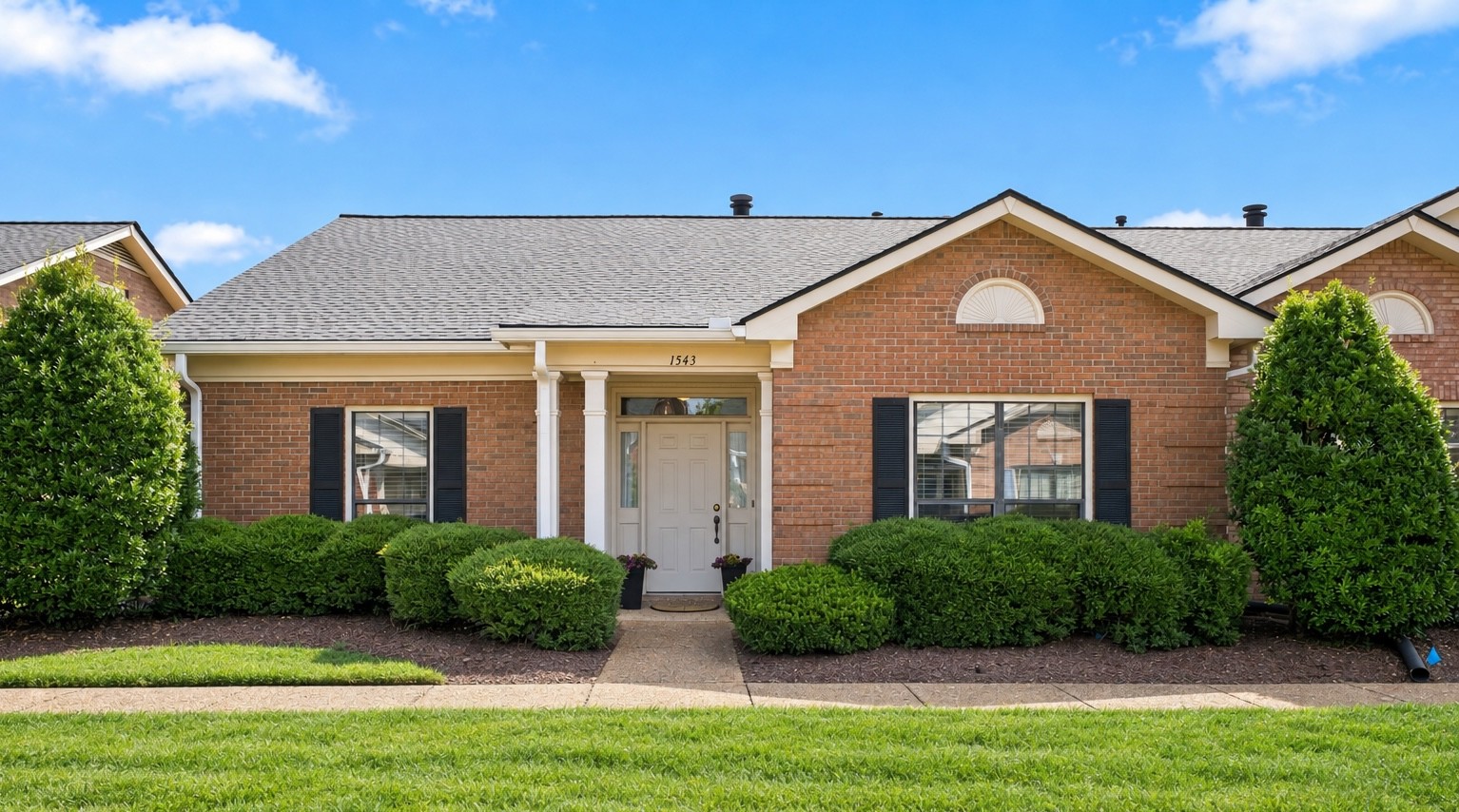 1543 Brentwood Pointe Property Photo 1