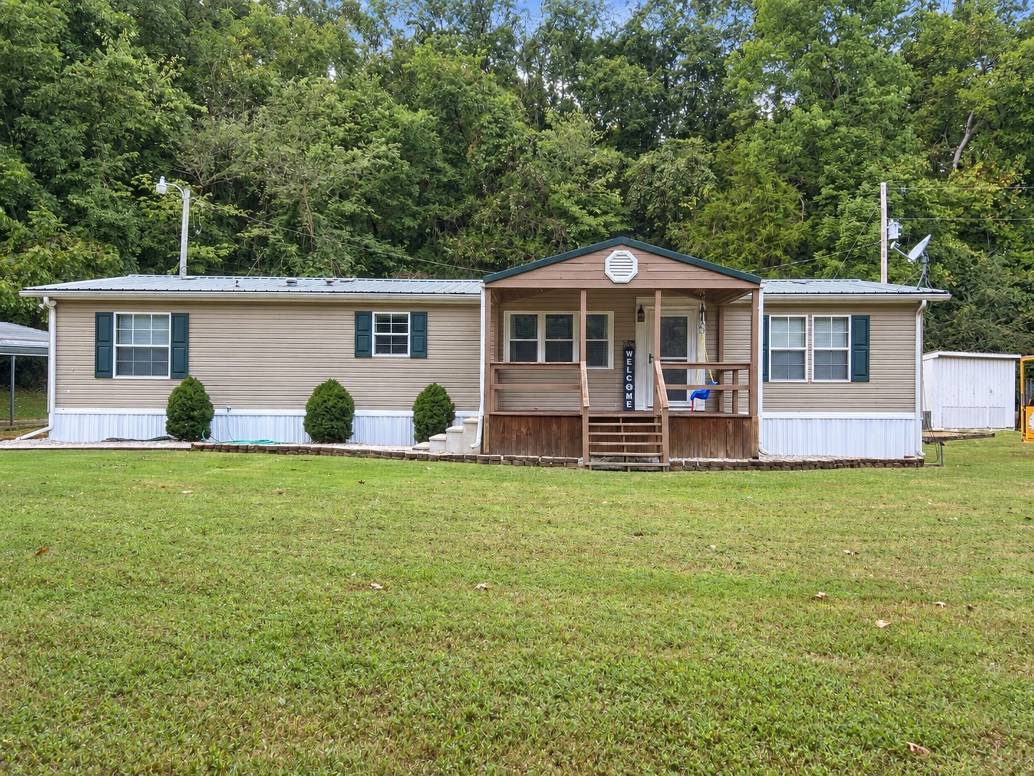 79 Duke Ln Property Photo 1