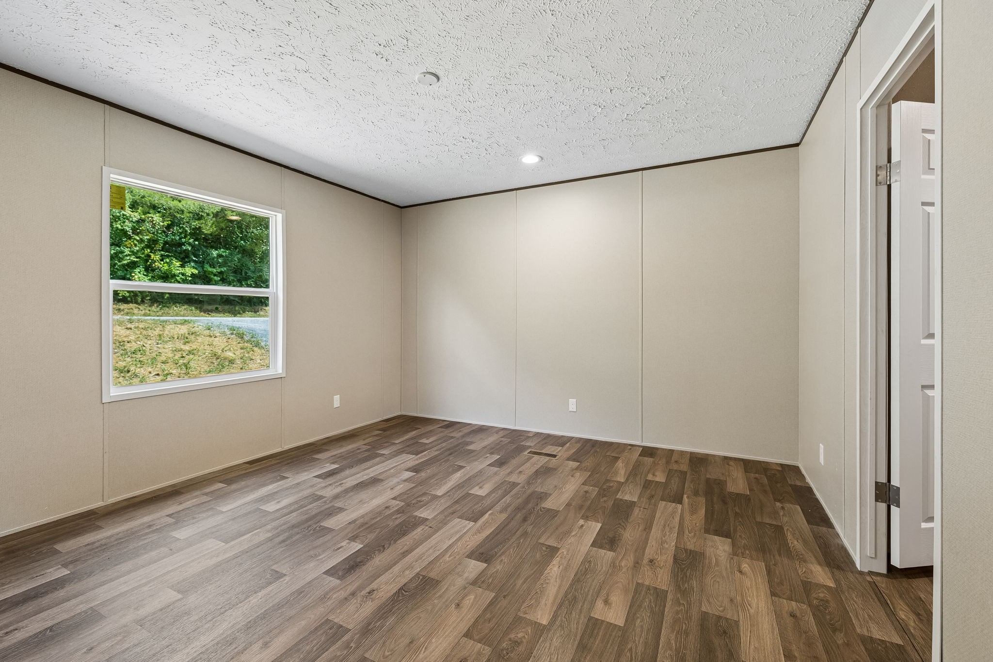 6230 Walker Creek Rd Property Photo 14
