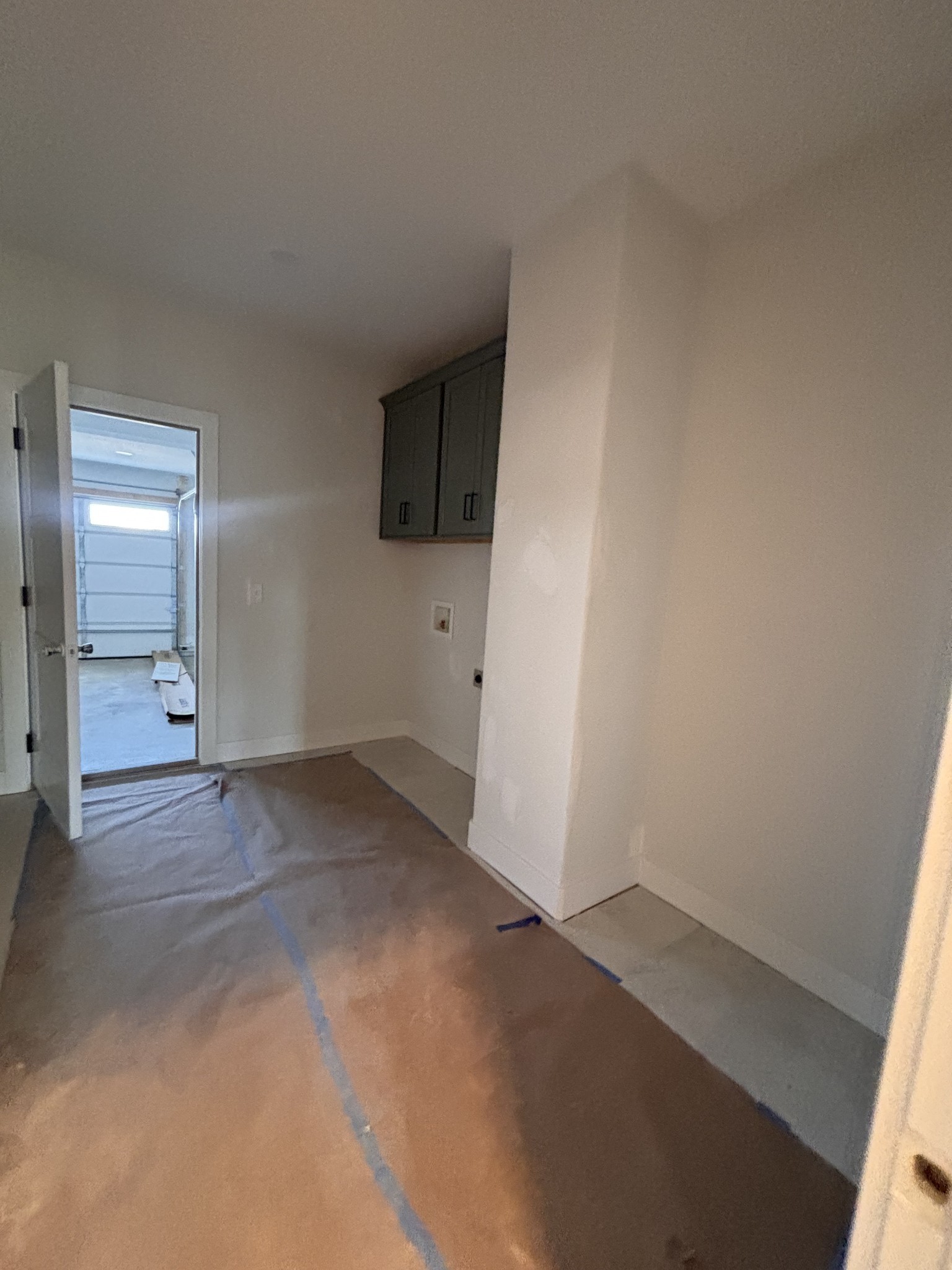 112 Apple Blossom Ct Property Photo 9
