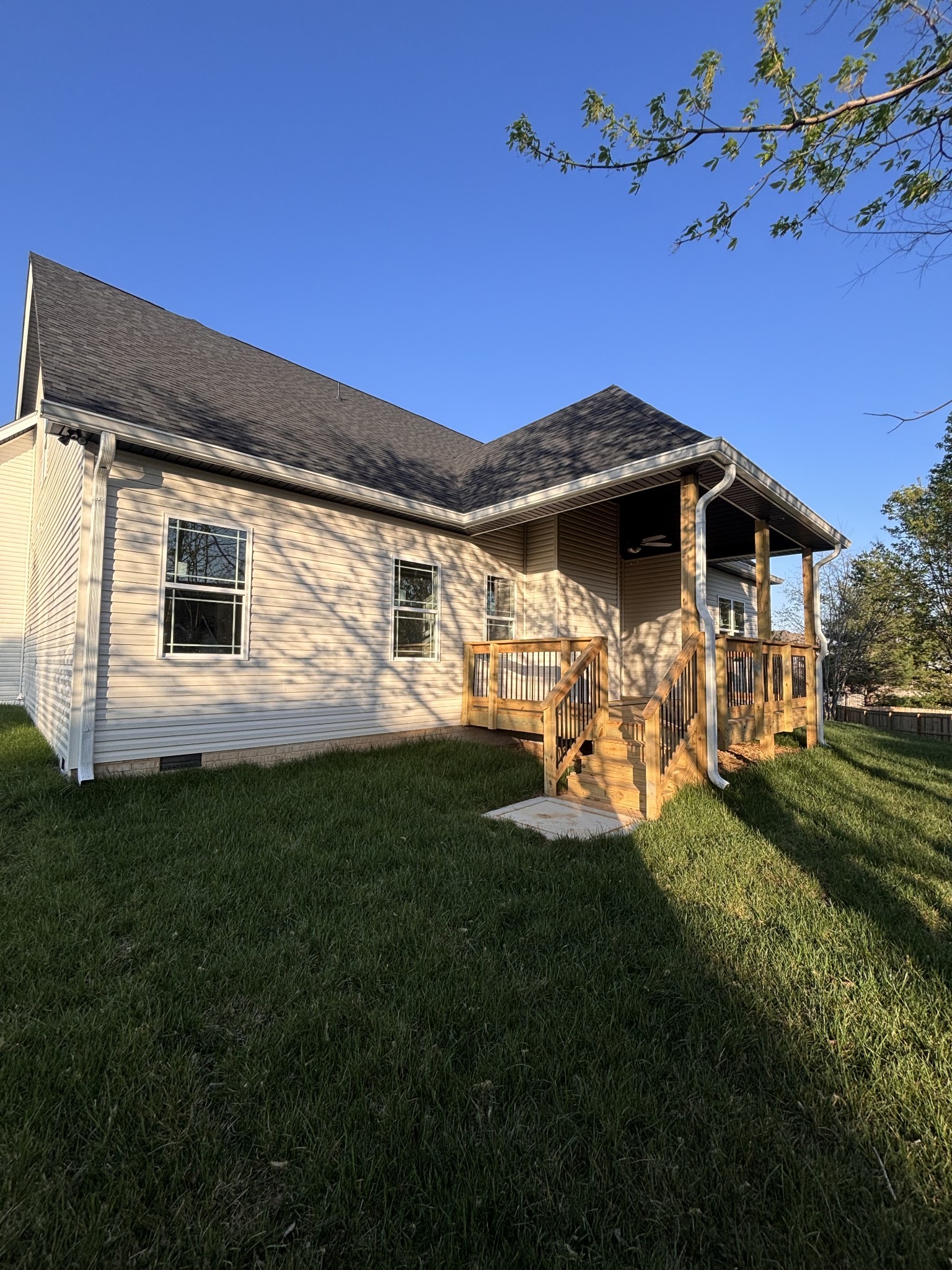 112 Apple Blossom Ct Property Photo 13