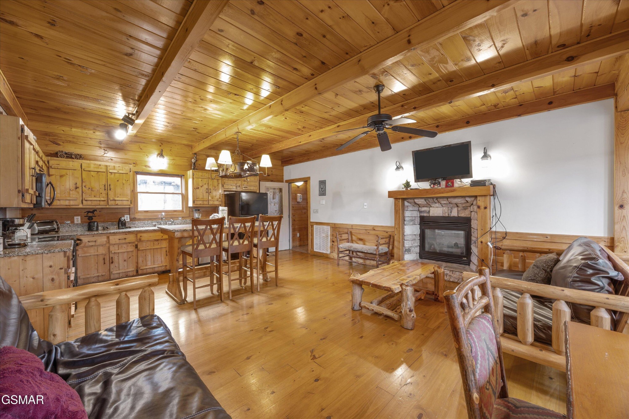 2818 Seth Road Property Photo 4