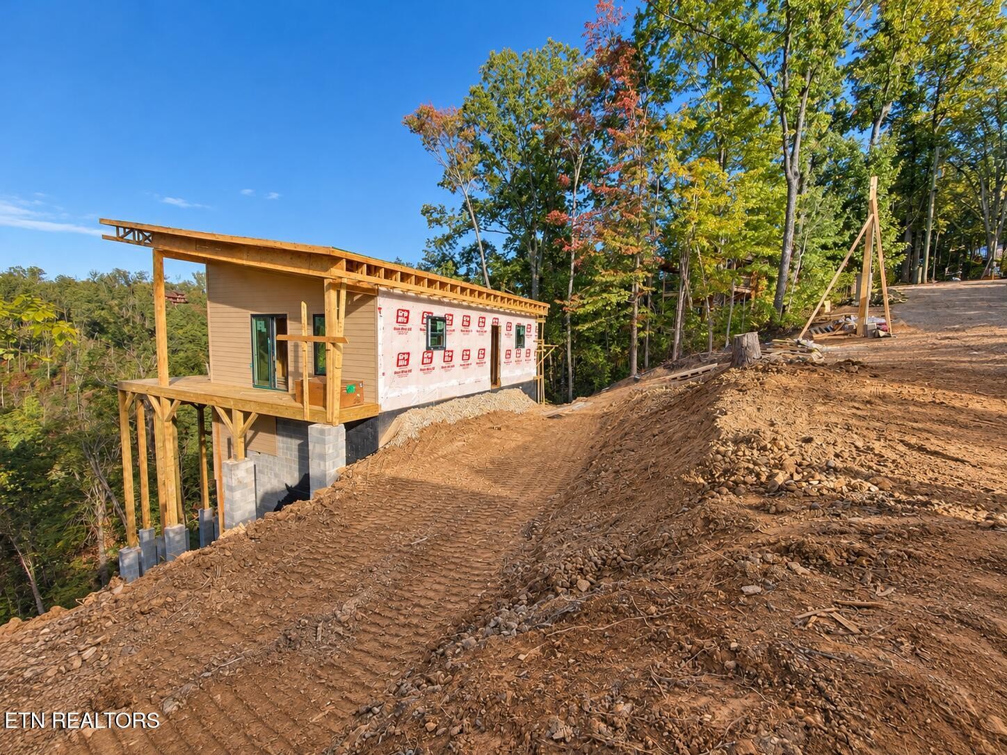 3256 Emerald Springs Loop