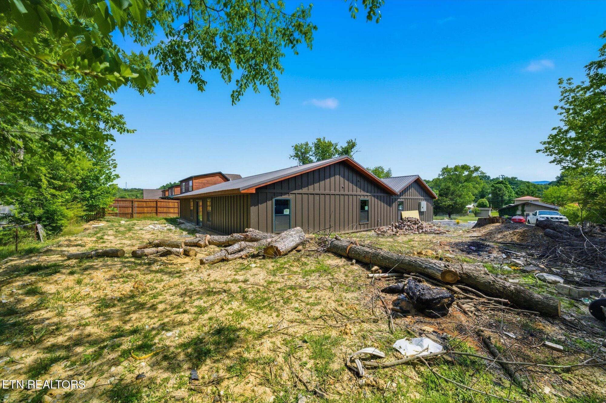 212 Caton Rd Property Photo 37