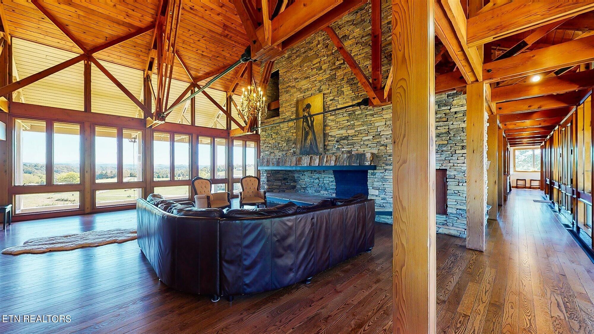 651 Cliff Top Rd Property Photo 12