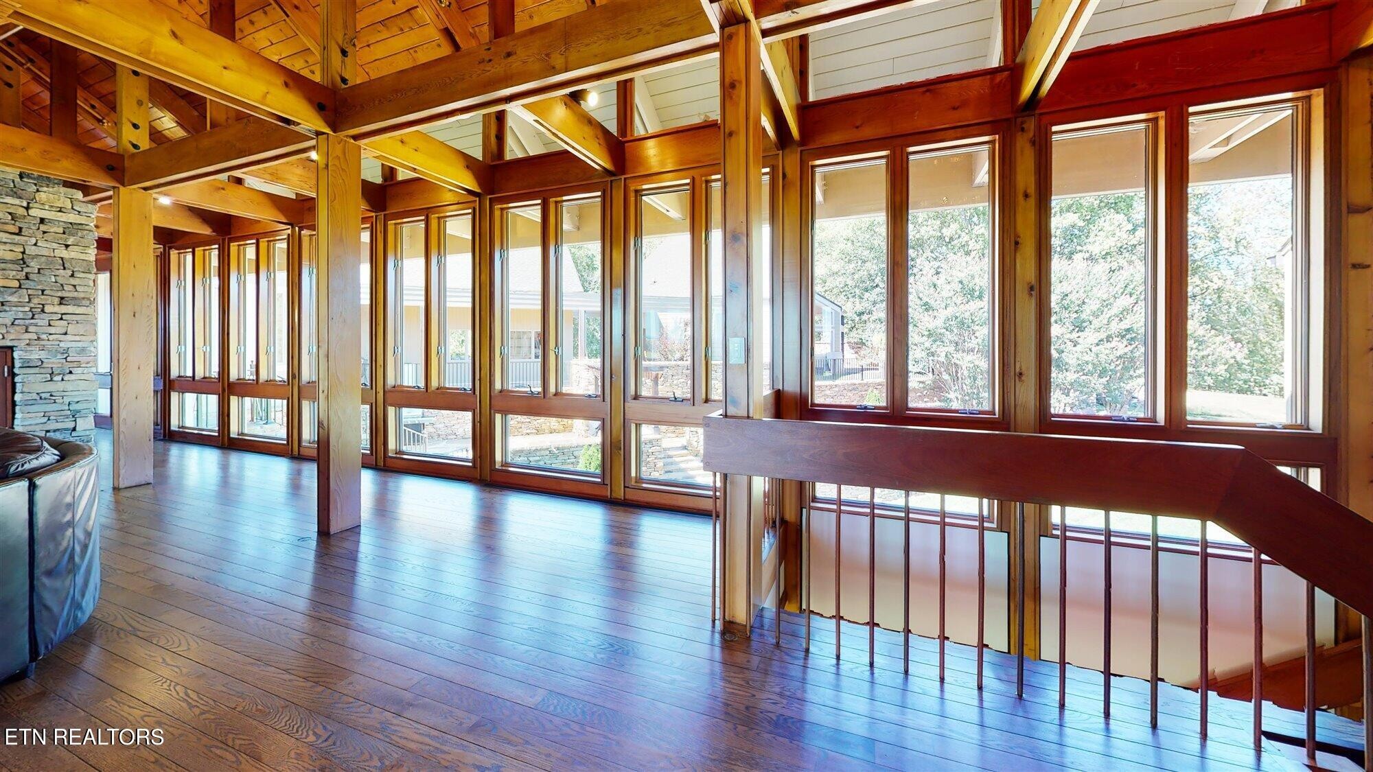 651 Cliff Top Rd Property Photo 16