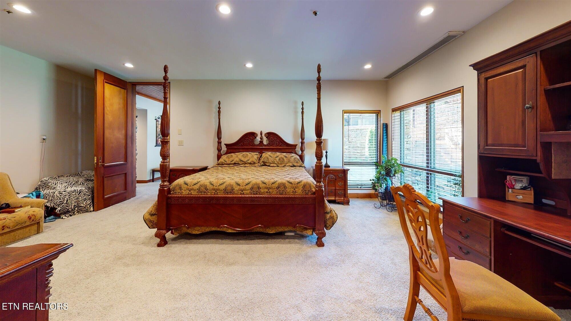 651 Cliff Top Rd Property Photo 24