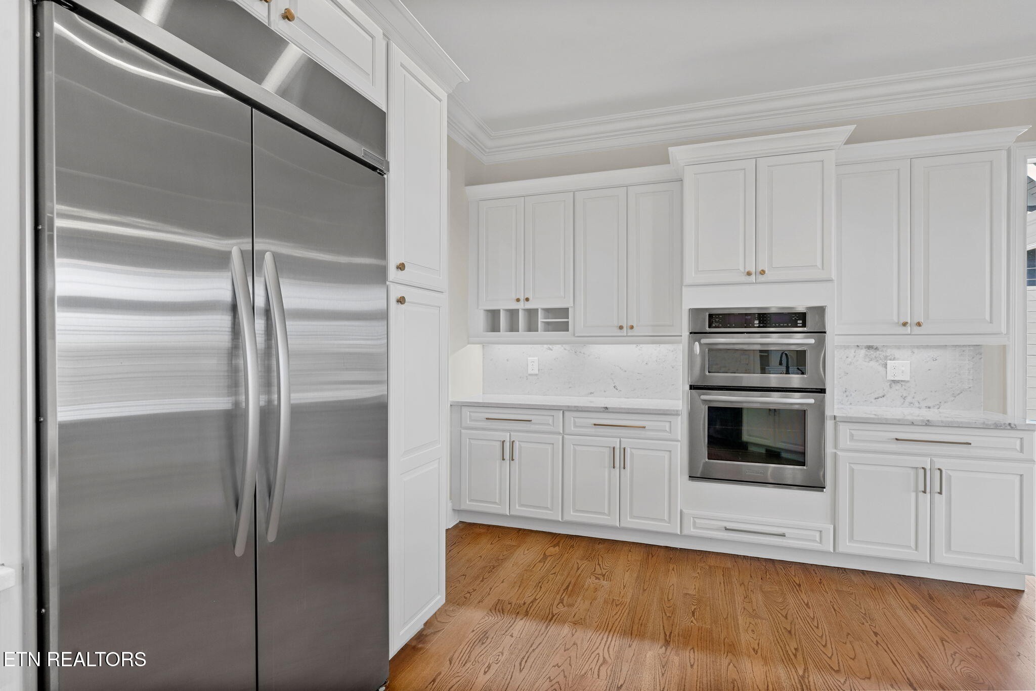 910 Eagle Nest Drive Property Photo 18