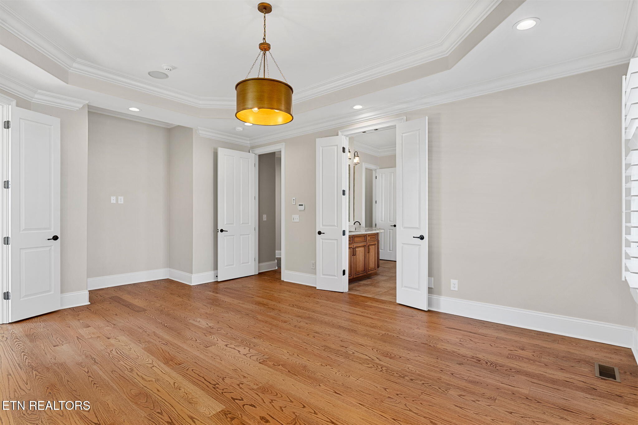 910 Eagle Nest Drive Property Photo 23
