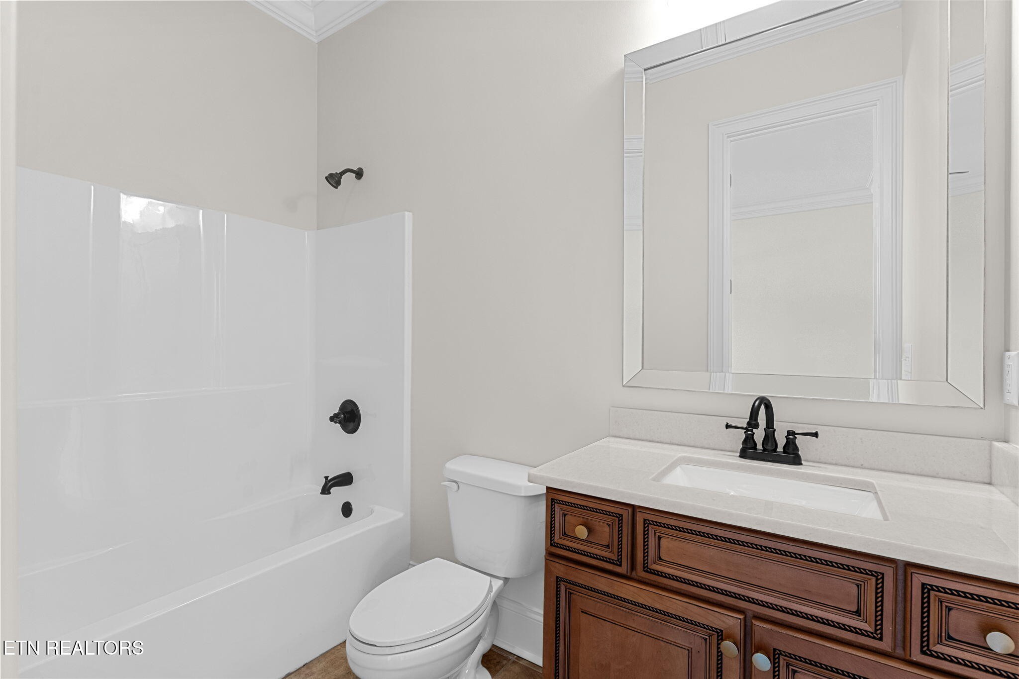 910 Eagle Nest Drive Property Photo 33