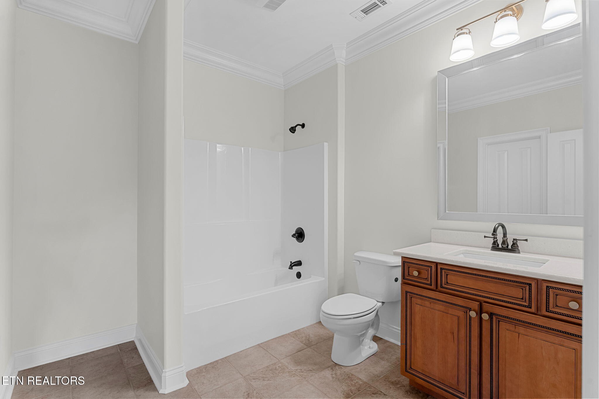 910 Eagle Nest Drive Property Photo 40