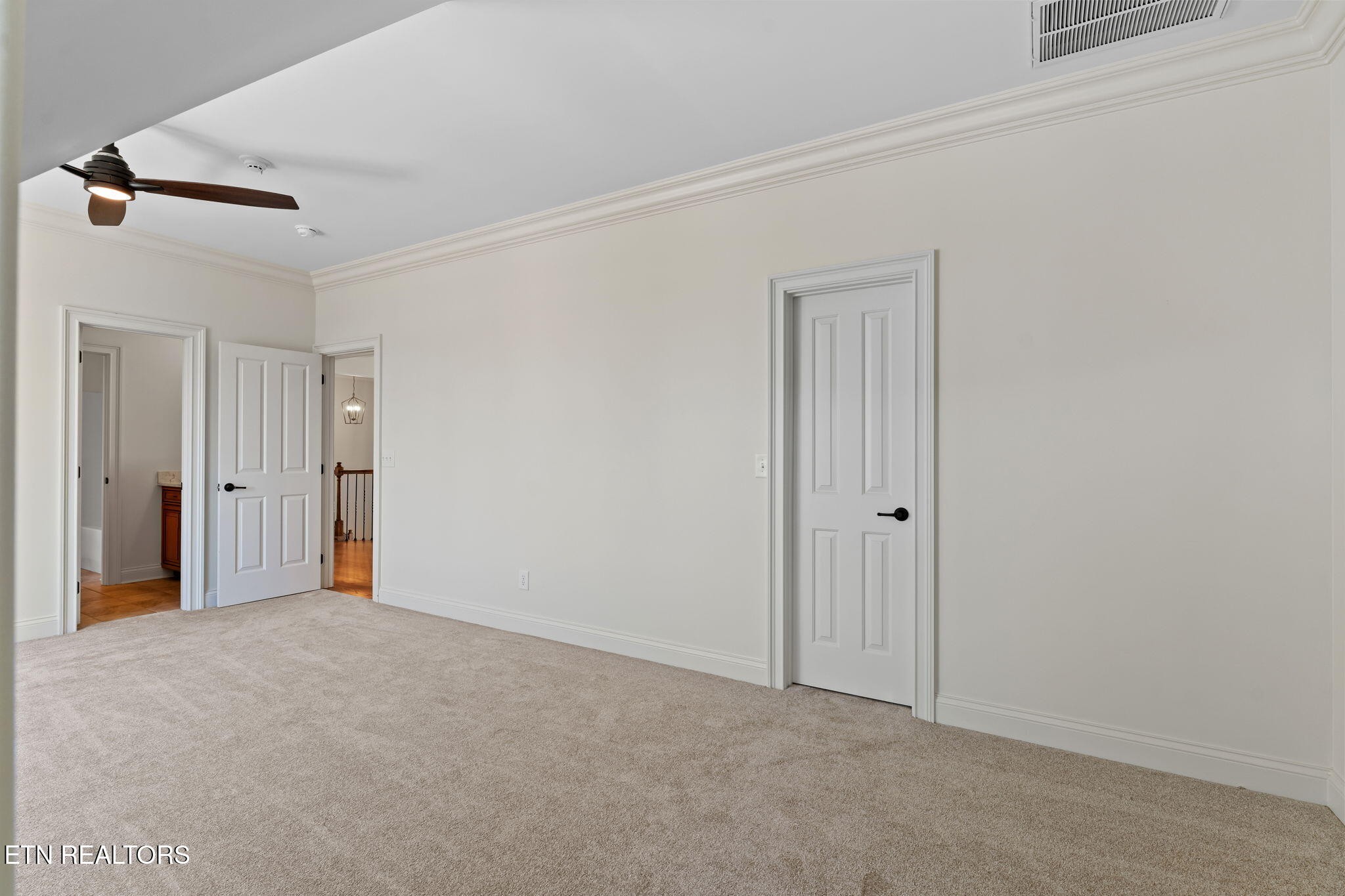910 Eagle Nest Drive Property Photo 45