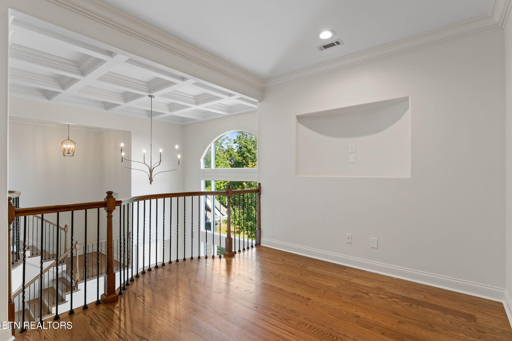 910 Eagle Nest Drive Property Photo 47
