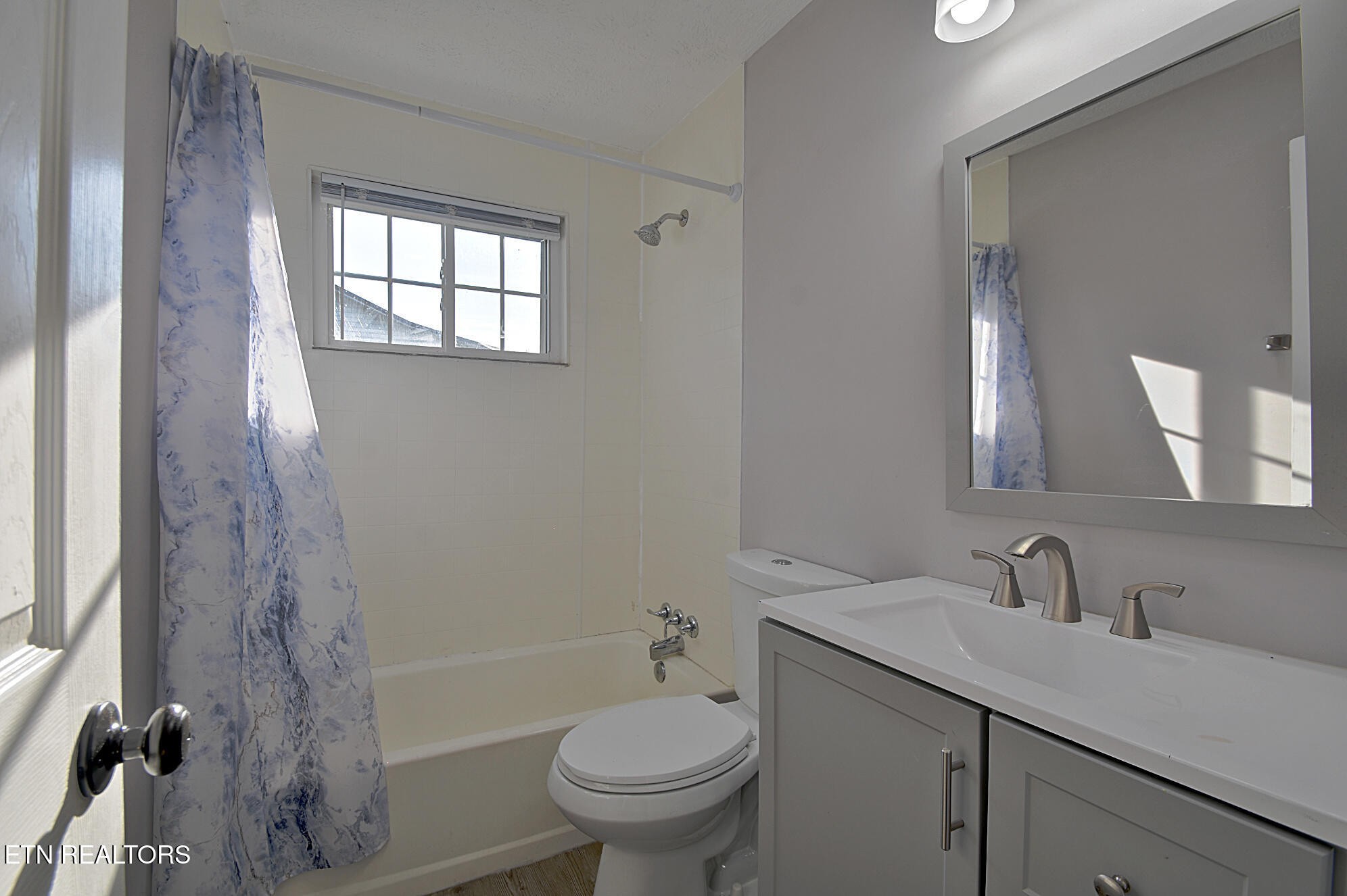 2718 Mayfield Drive Property Photo 16