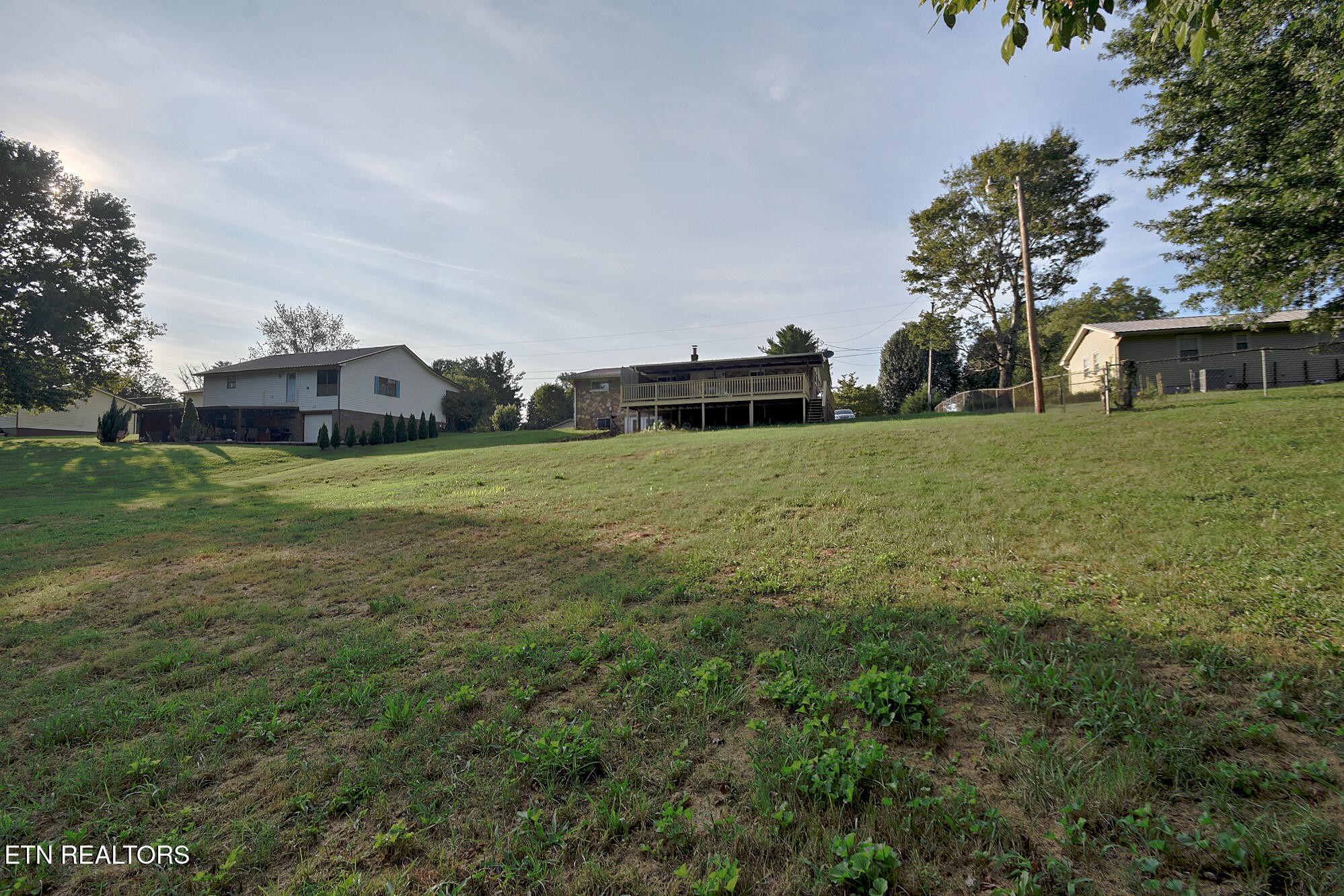 2718 Mayfield Drive Property Photo 25