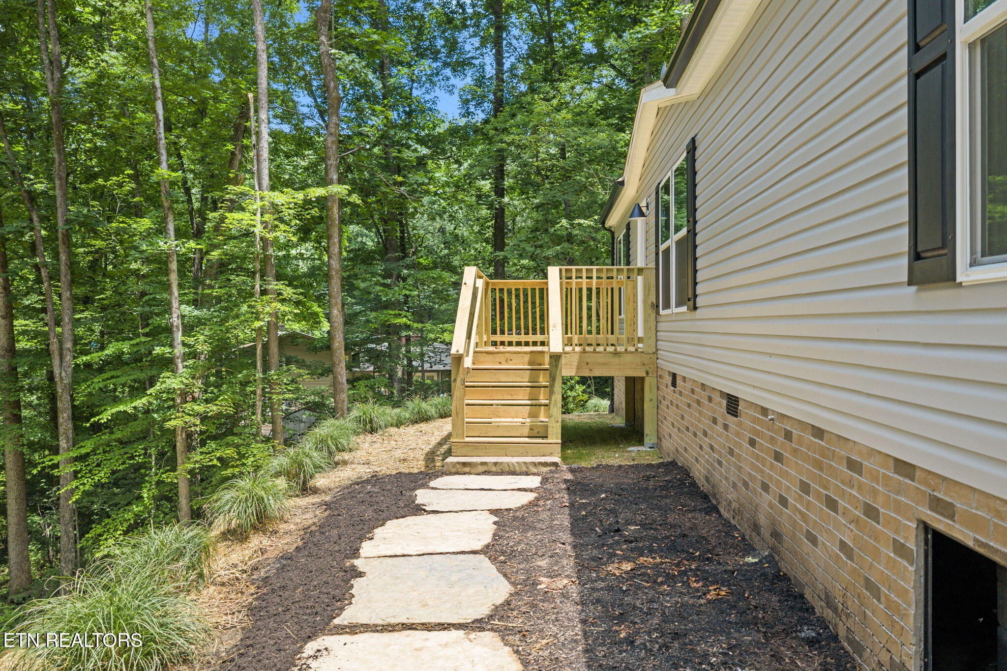 206 Cumberland View Est Rd Property Photo 5