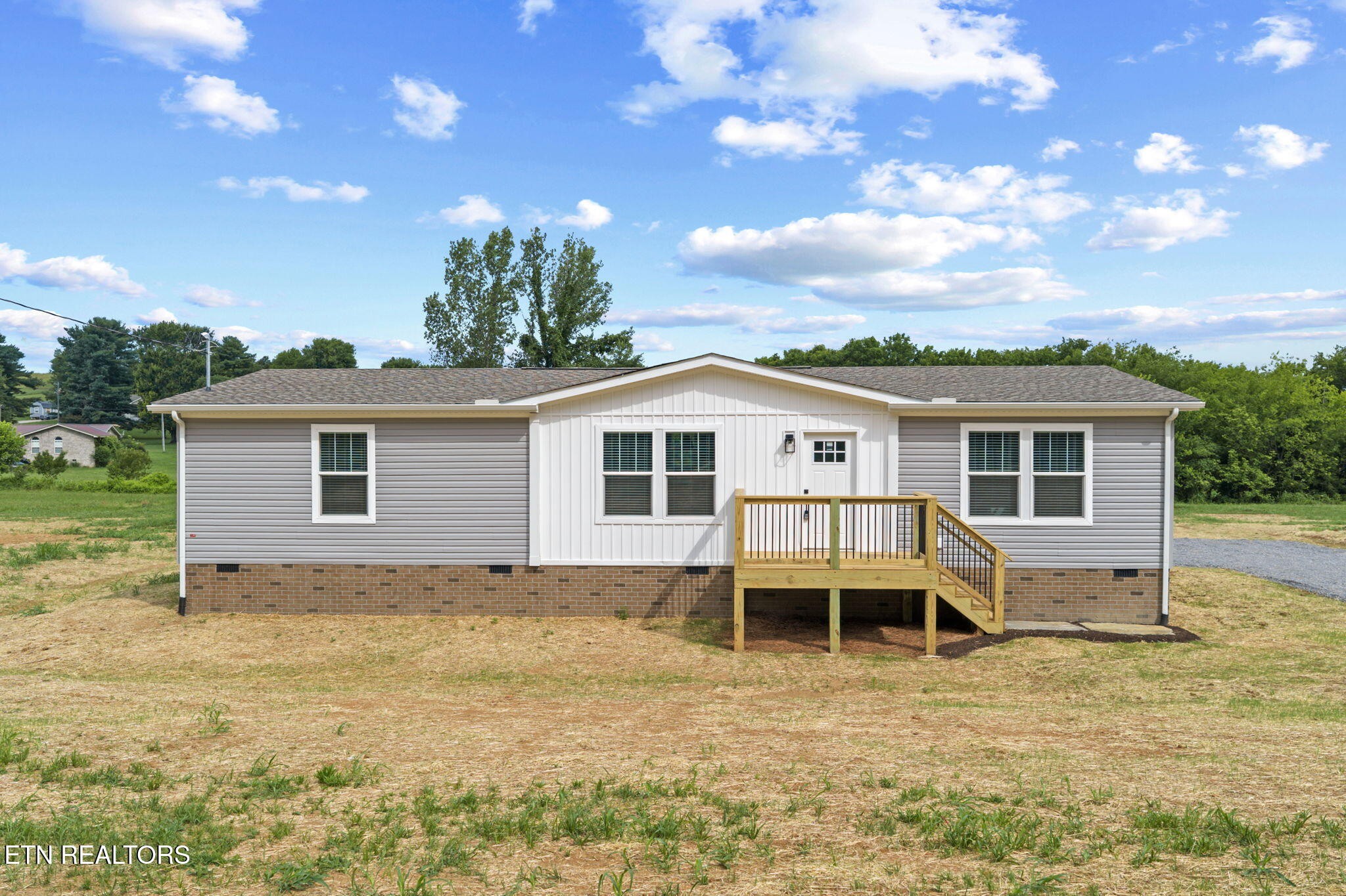 3215 Sweetwater Vonore Rd Property Photo 1