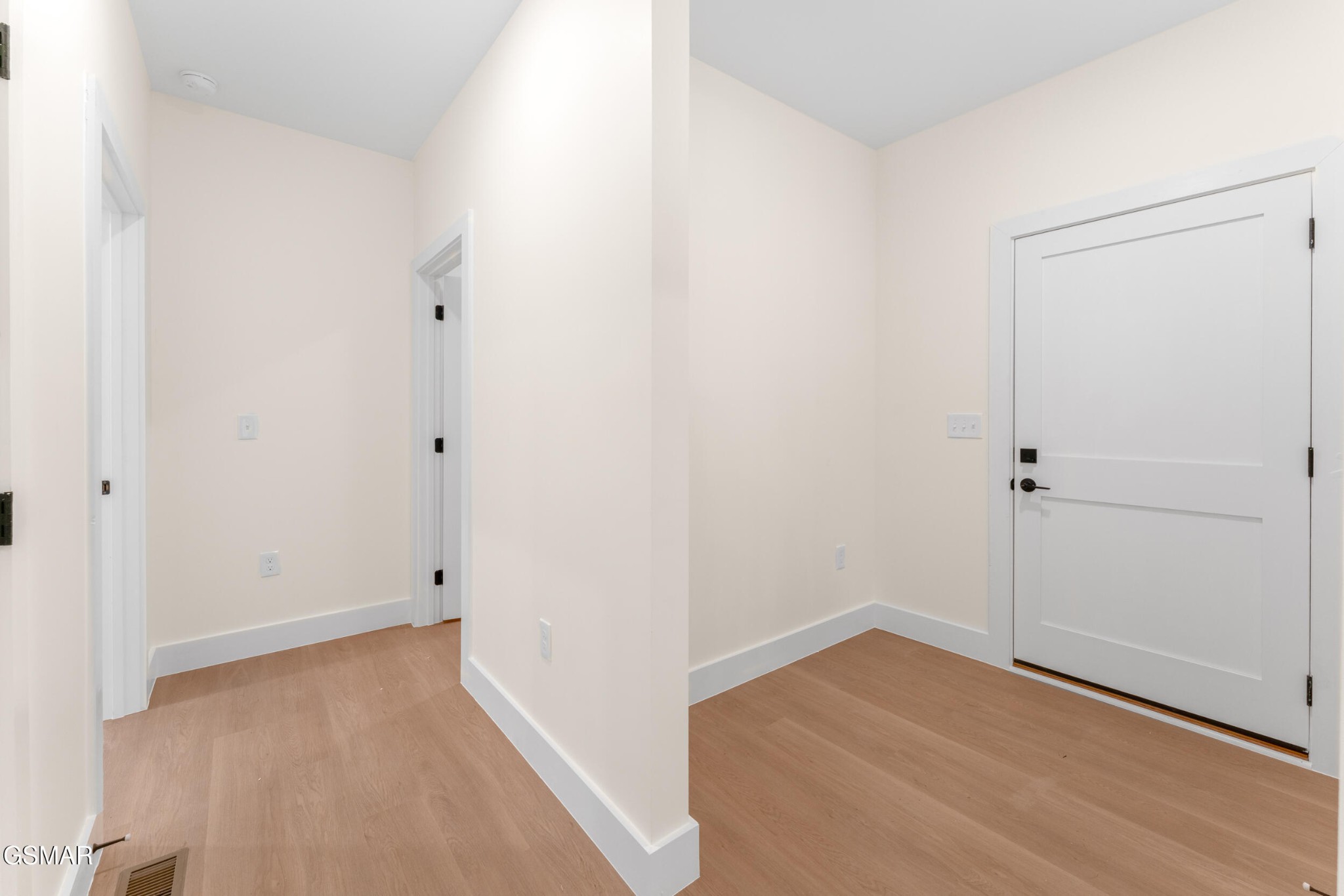 2326 Geraldine Way Property Photo 14