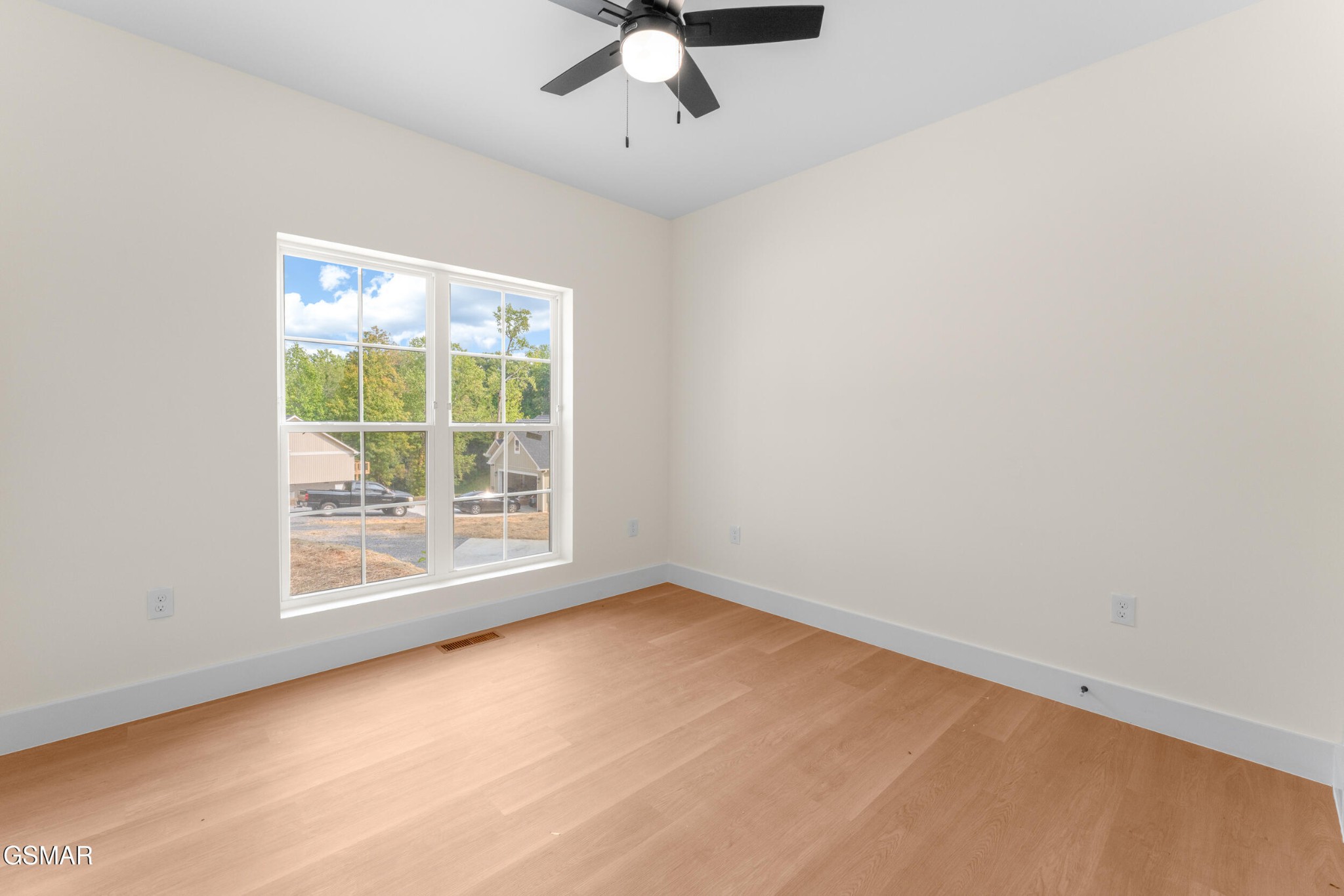 2326 Geraldine Way Property Photo 22