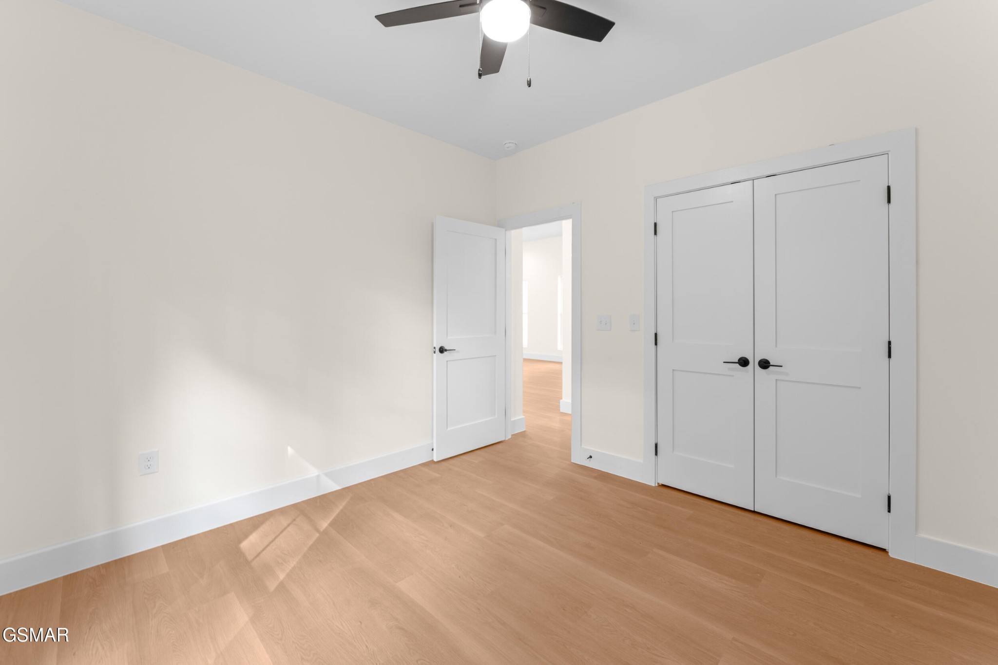2326 Geraldine Way Property Photo 24