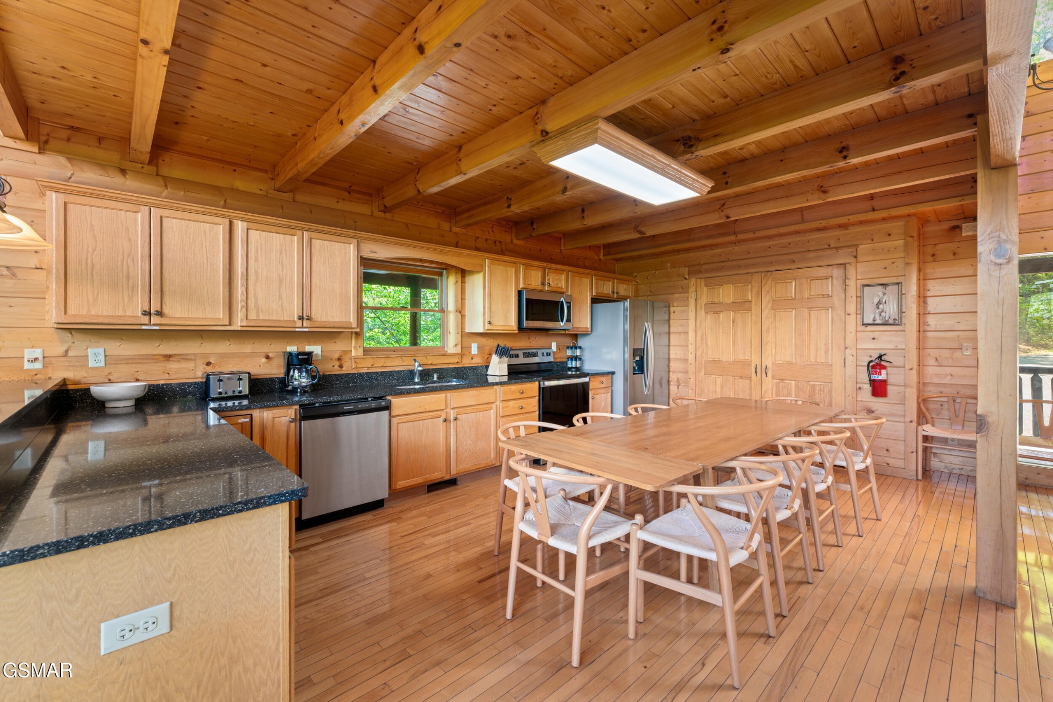 4150 High Ridge Way Property Photo 13