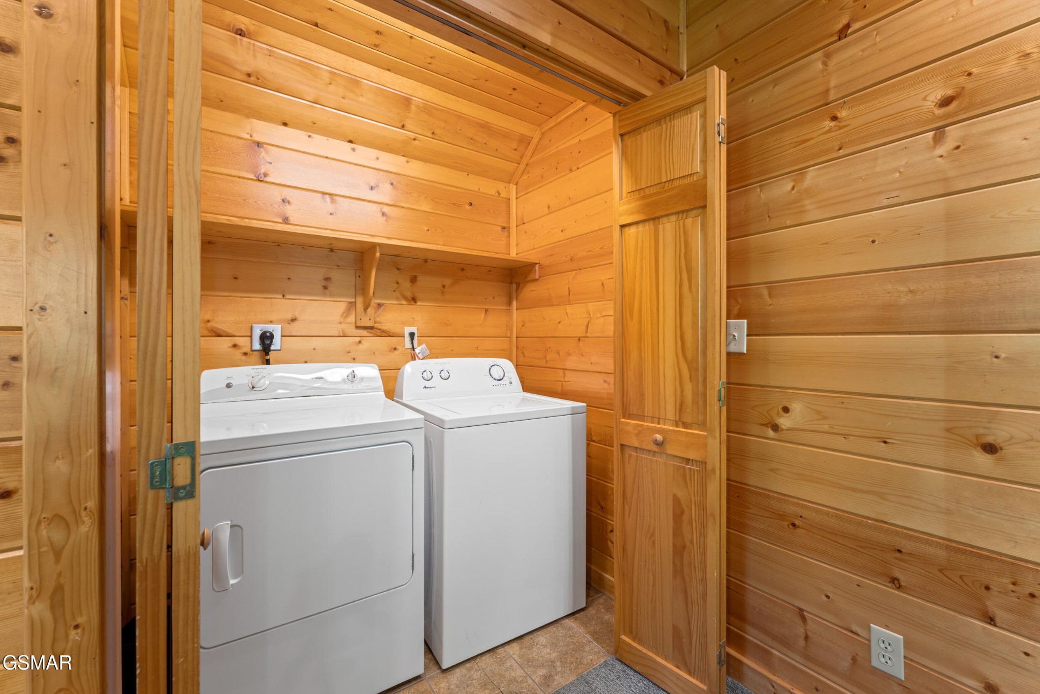 4150 High Ridge Way Property Photo 29
