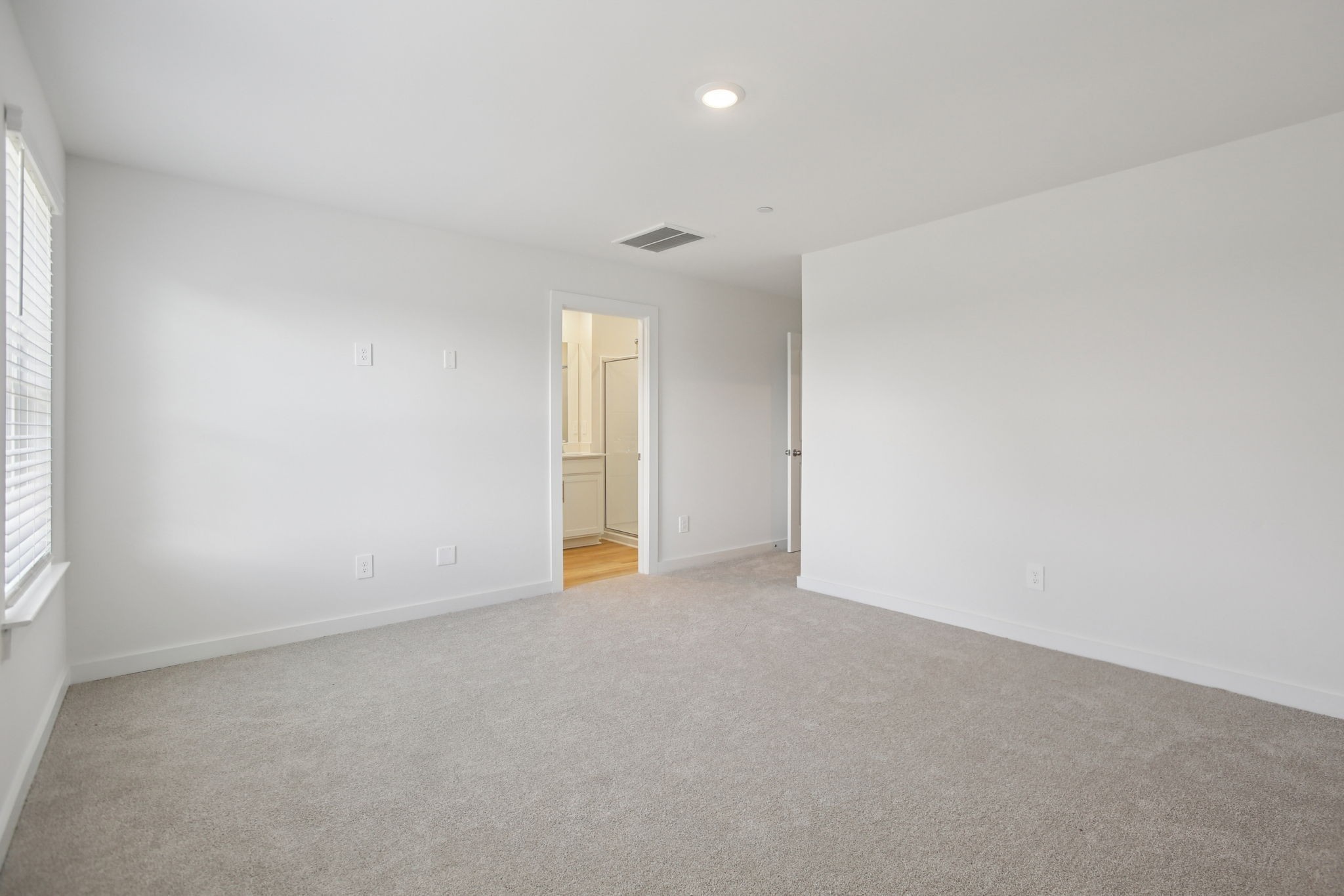 7159 Cedarcrest Ct Property Photo 21