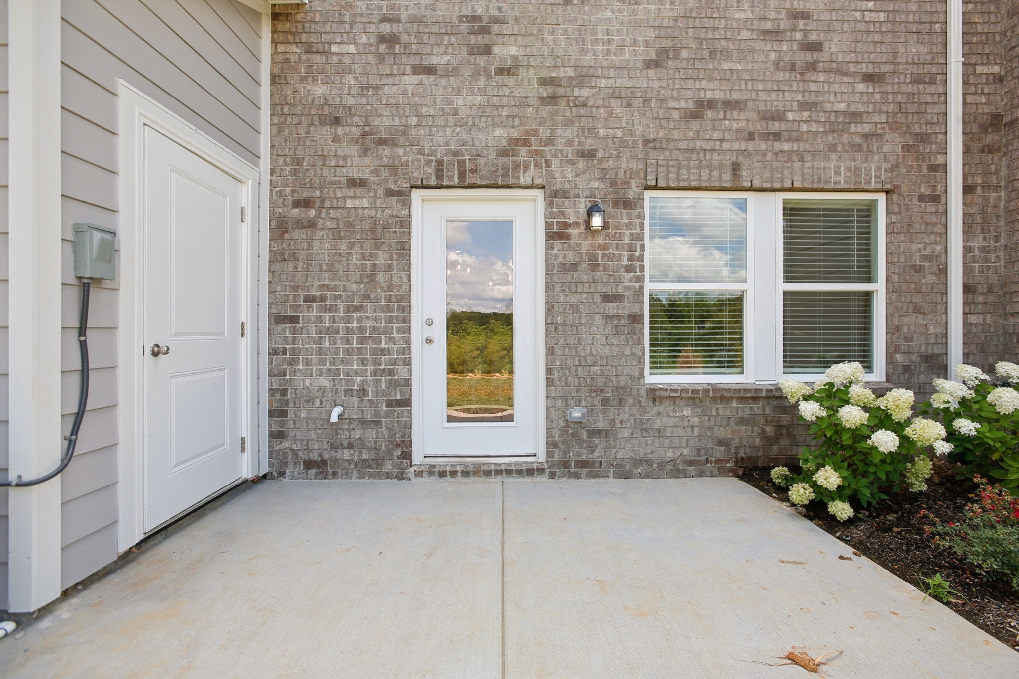 7159 Cedarcrest Ct Property Photo 28