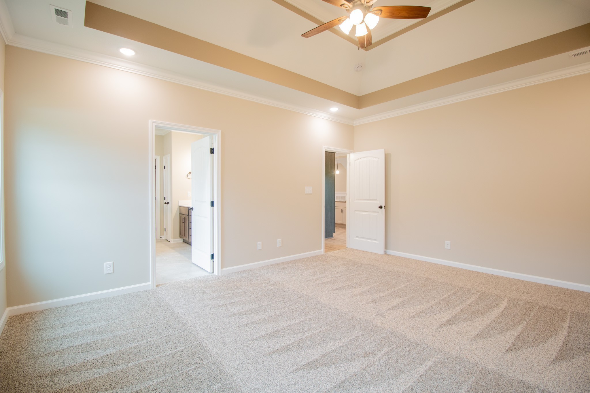 252 Autumnwood Farms Property Photo 11