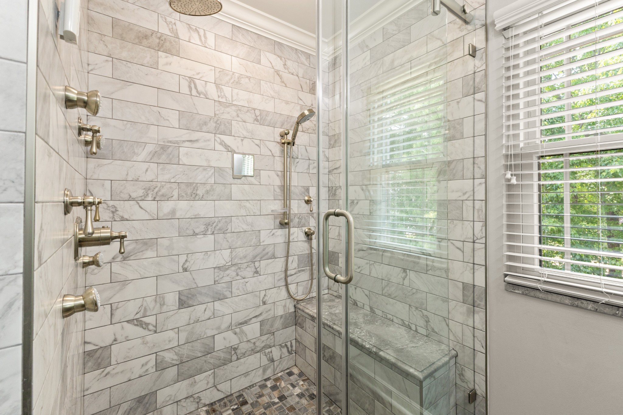 318 Logans Cir Property Photo 48
