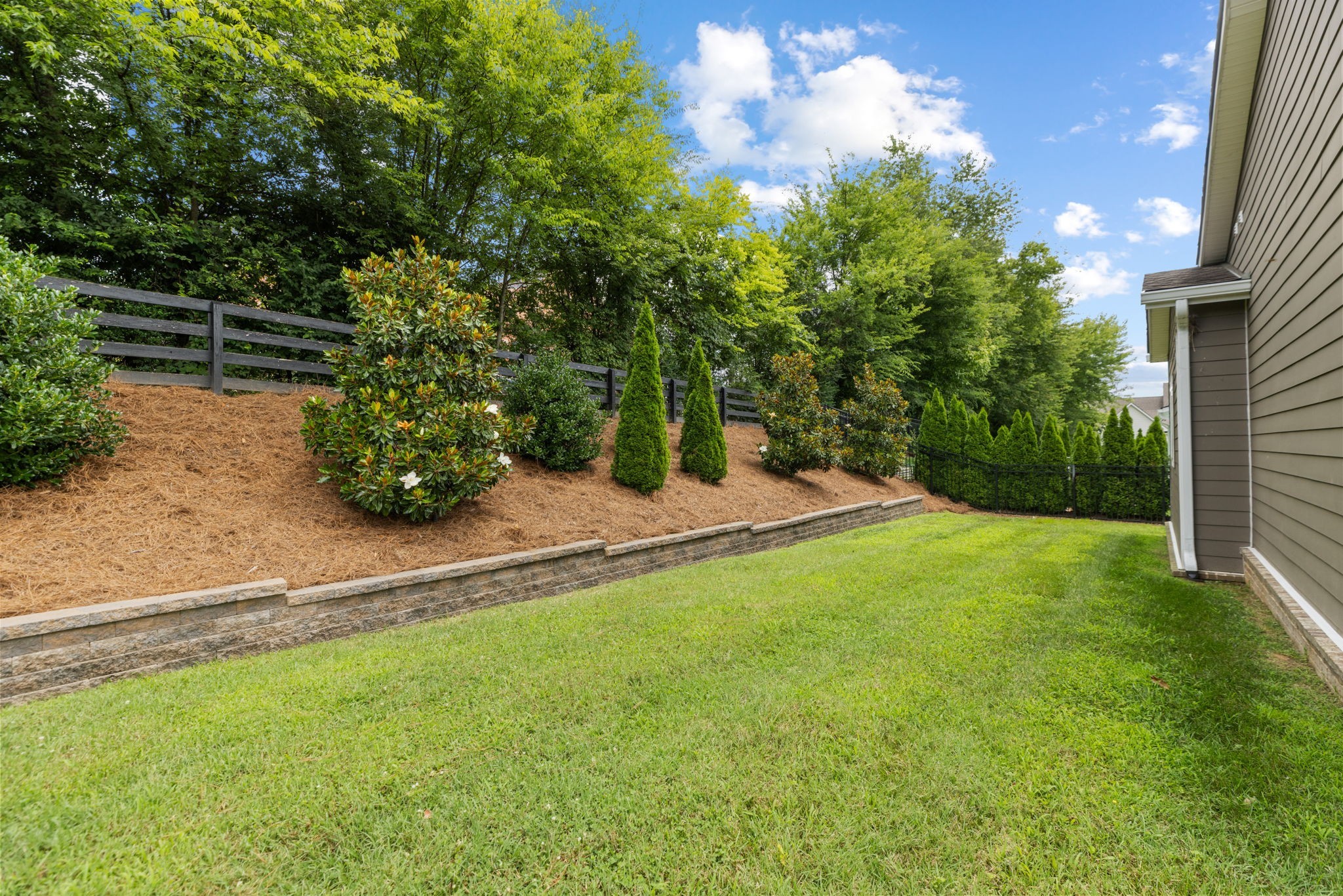 998 Spruce Ridge Ln Property Photo 89
