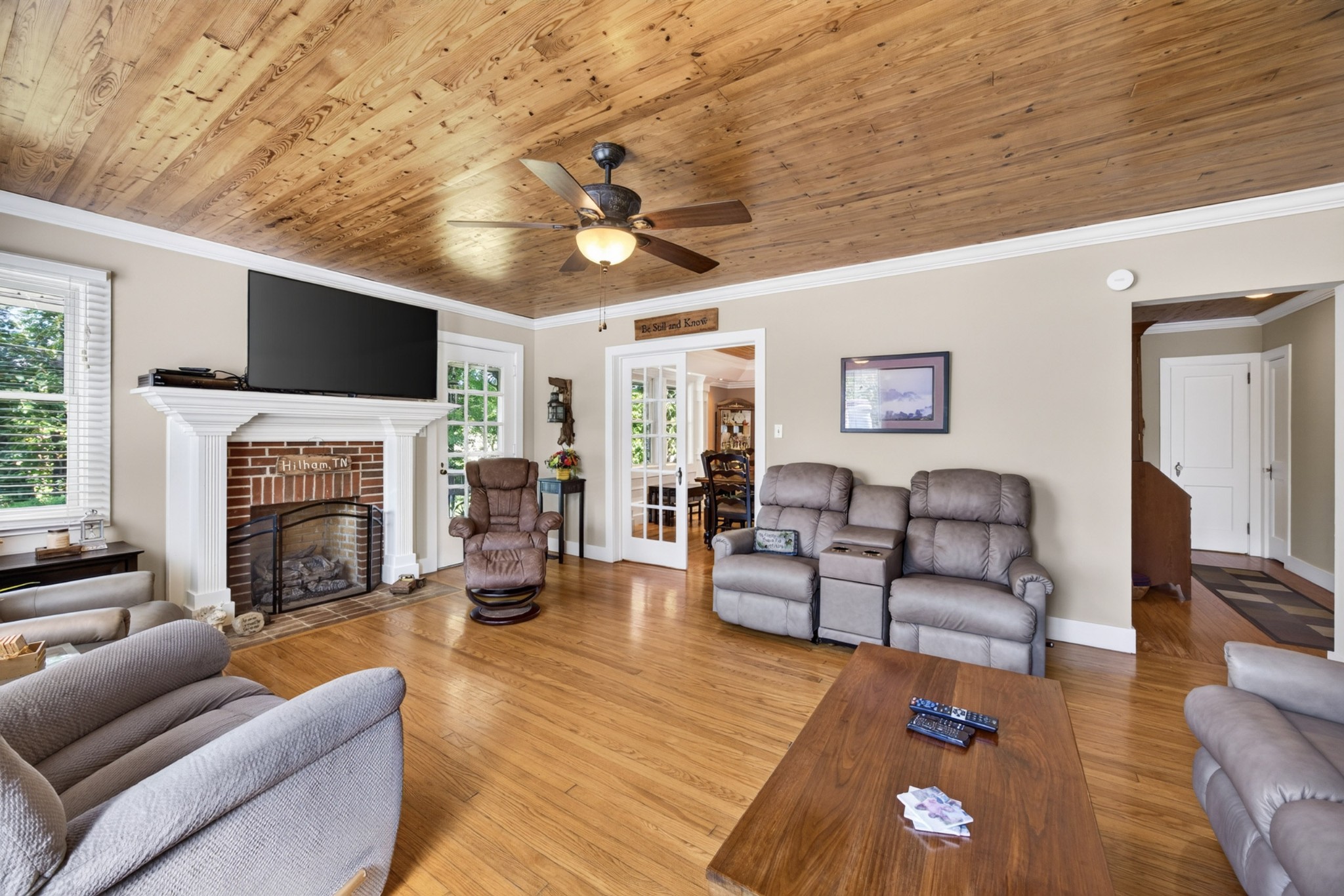 2472 Hilham Hwy Property Photo 5