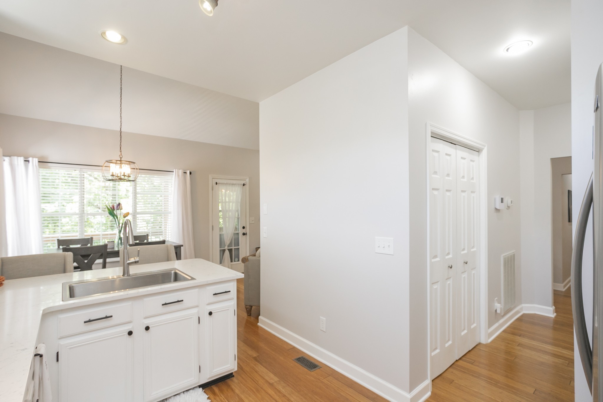 1004 Elmshade Ln Property Photo 15