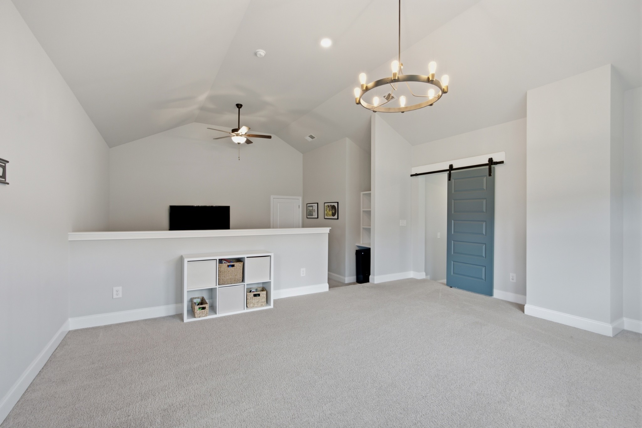 1006 Dermot Dr Property Photo 33