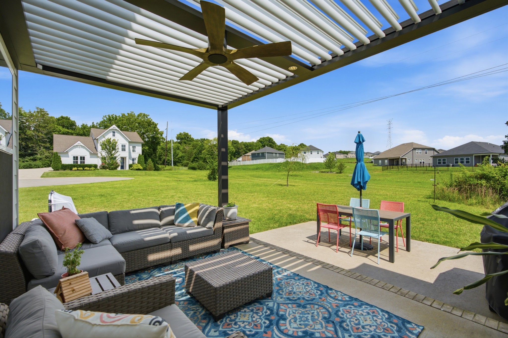 1006 Dermot Dr Property Photo 45