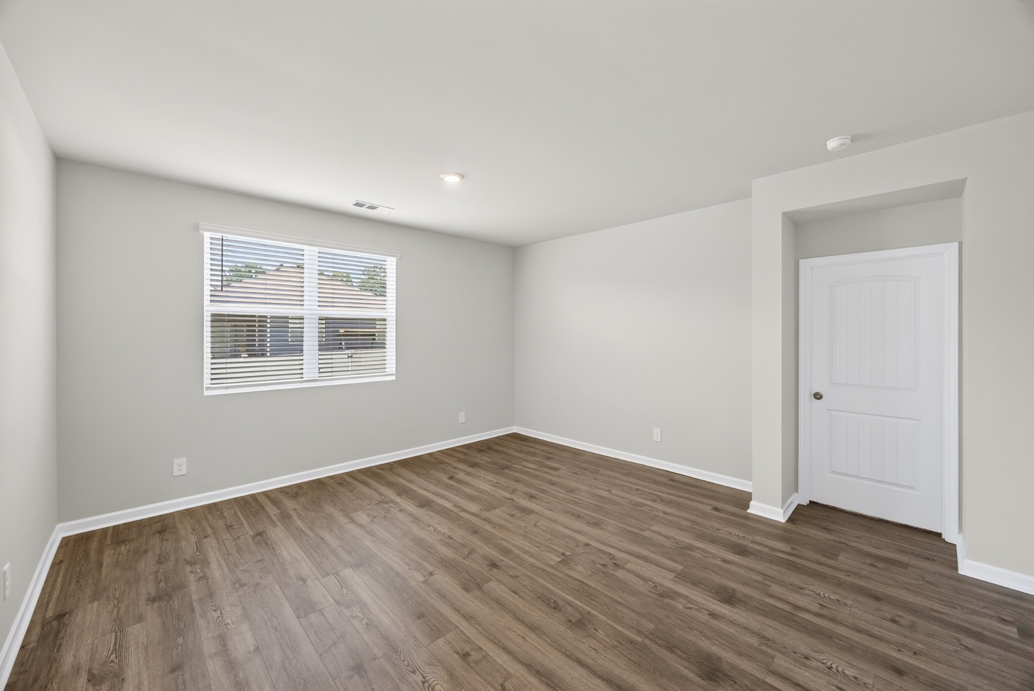 5439 Mason Way Property Photo 11