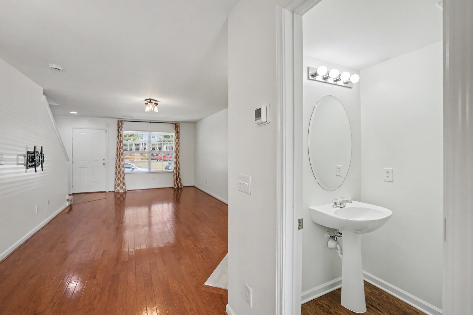 1420 Riverbrook Dr Property Photo 18