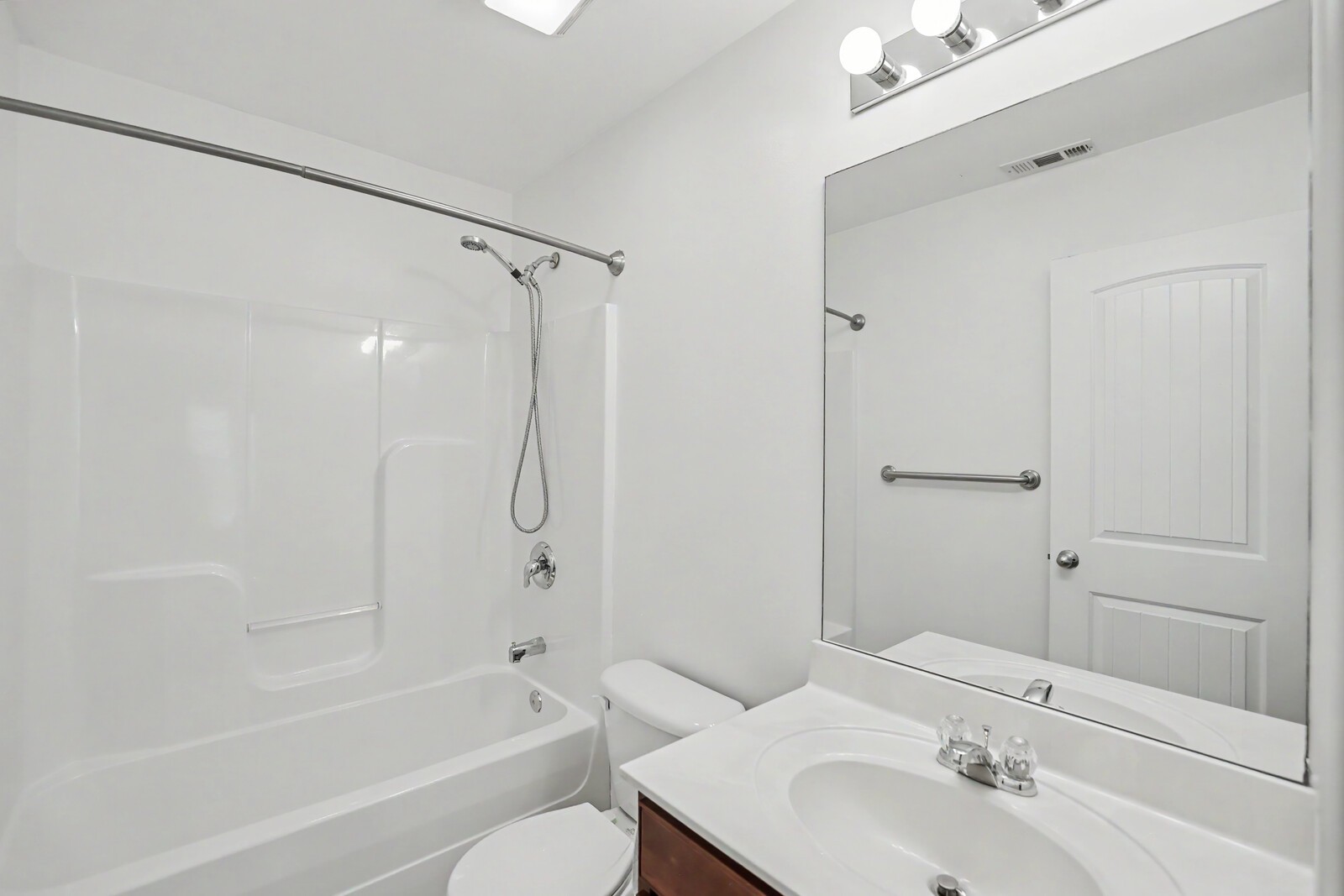 1420 Riverbrook Dr Property Photo 31