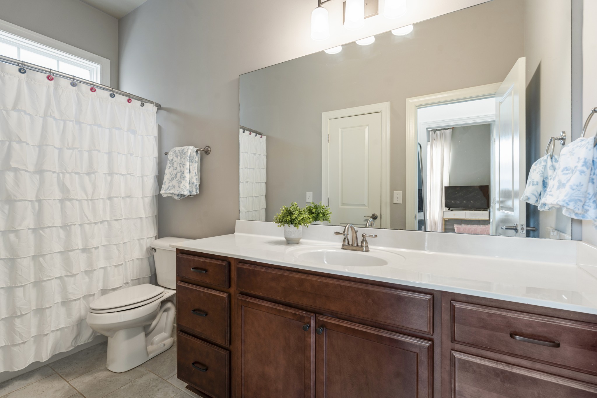 3433 Cortona Way Property Photo 21