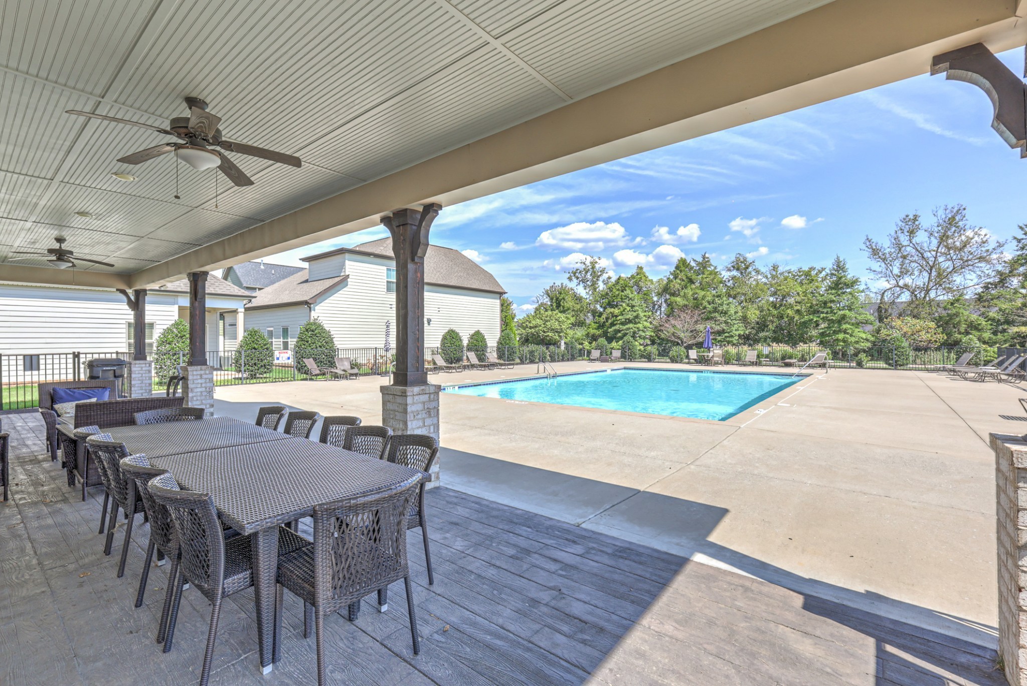 3433 Cortona Way Property Photo 38