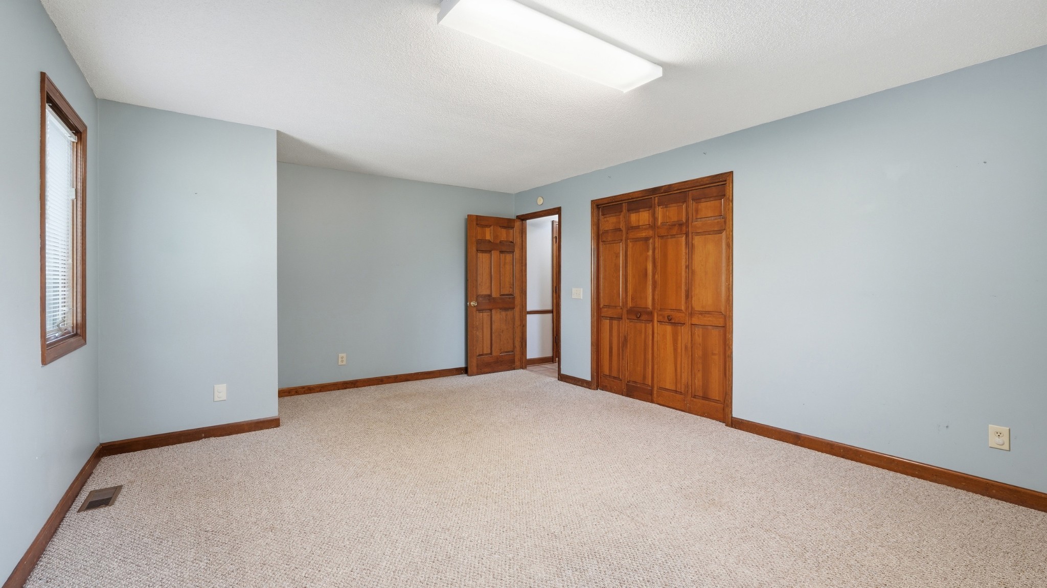 81 Oliver Ln Property Photo 9