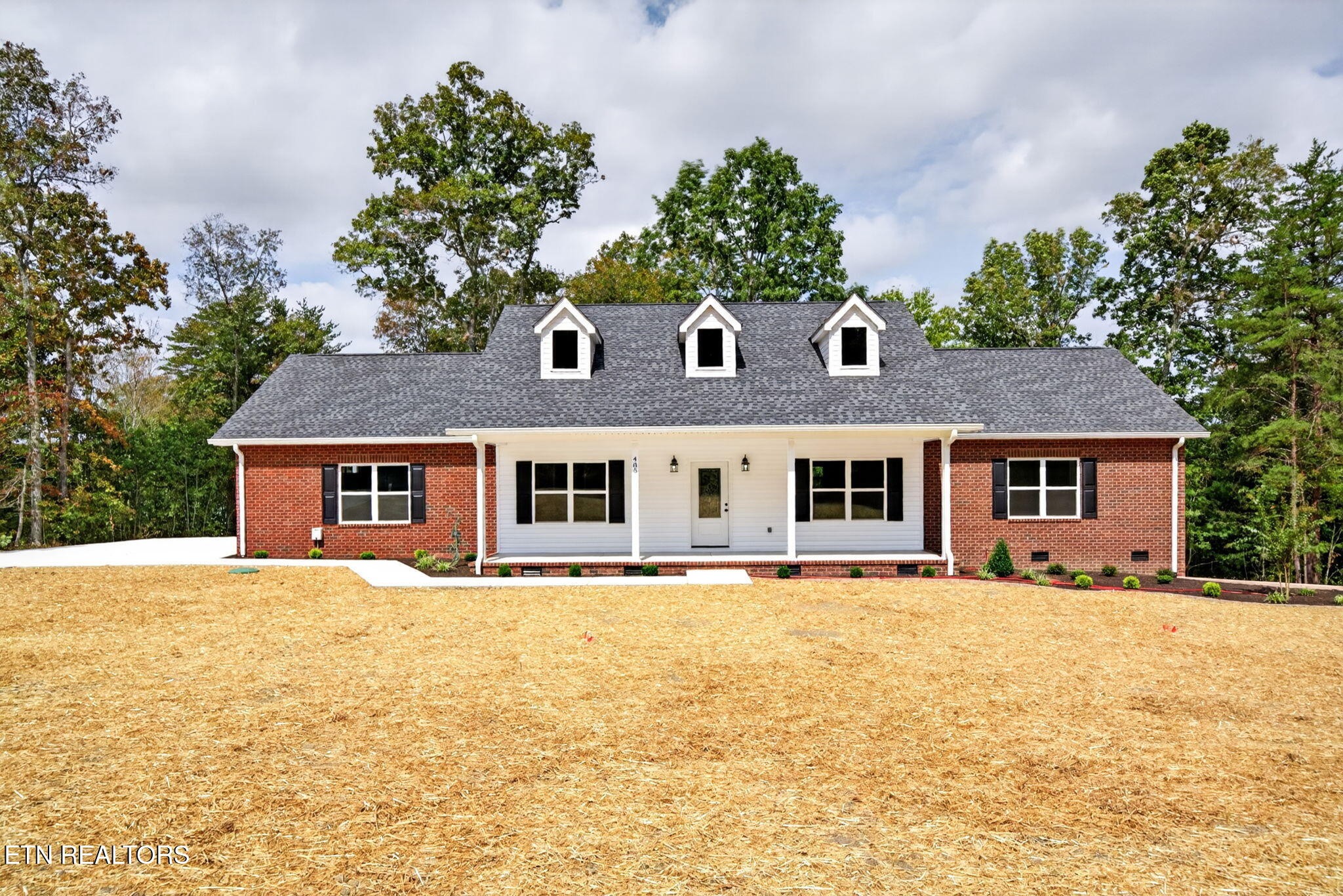 485 Katherine Drive Property Photo 1
