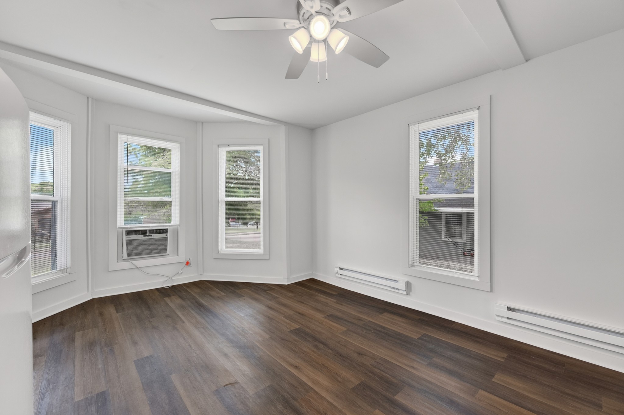 809 Forest St Property Photo 16